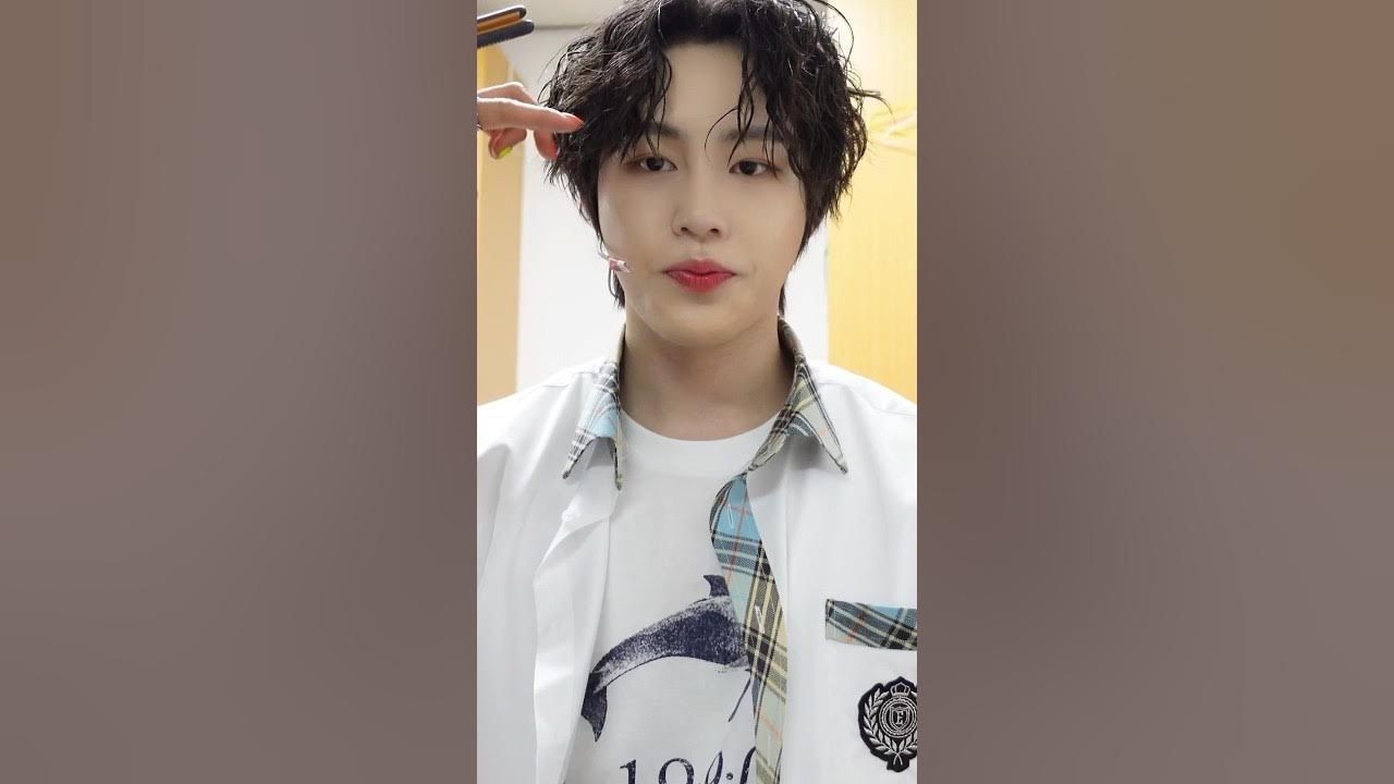 Latest photo of Ha Sungwoon