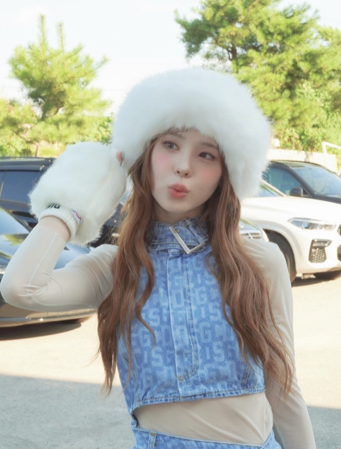 Latest photo of Mako (NiziU)