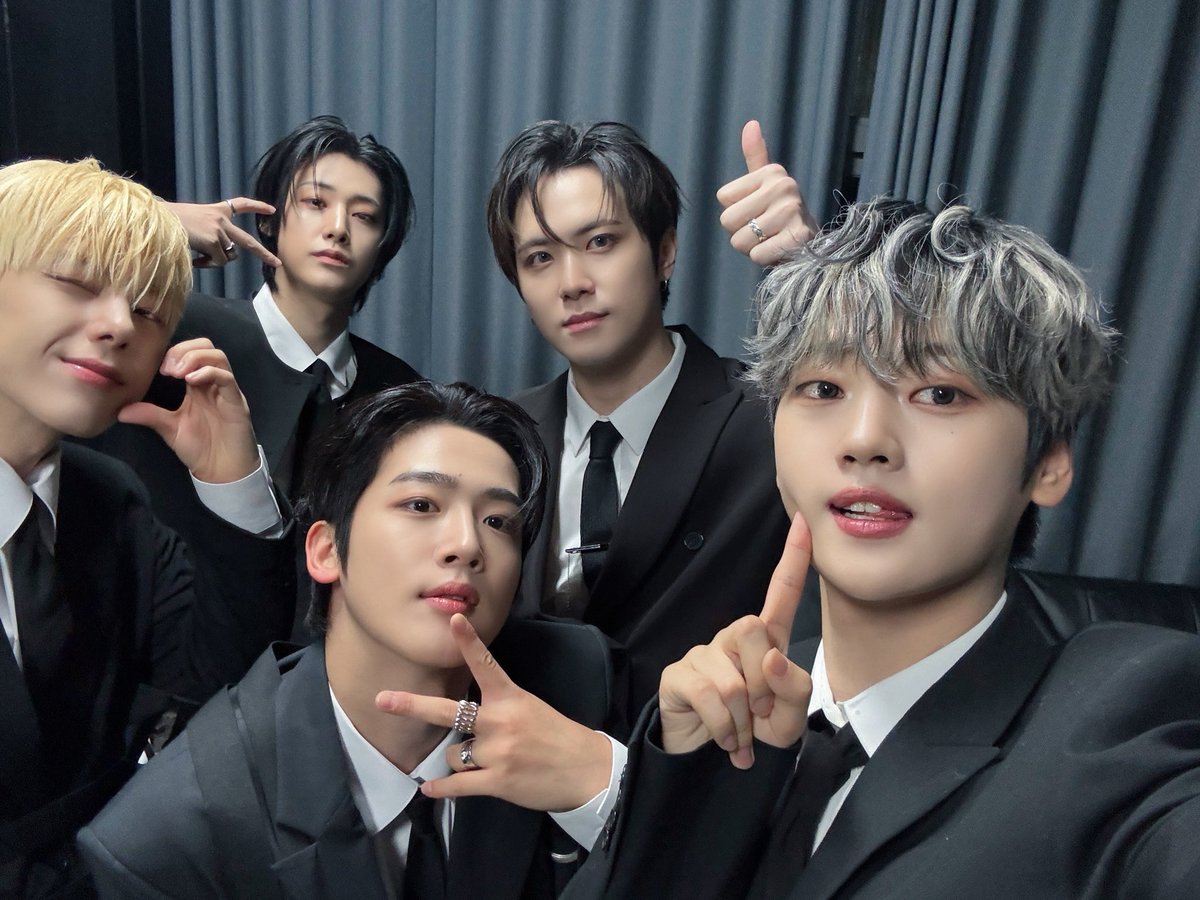 Foto aktivitas terbaru WEi