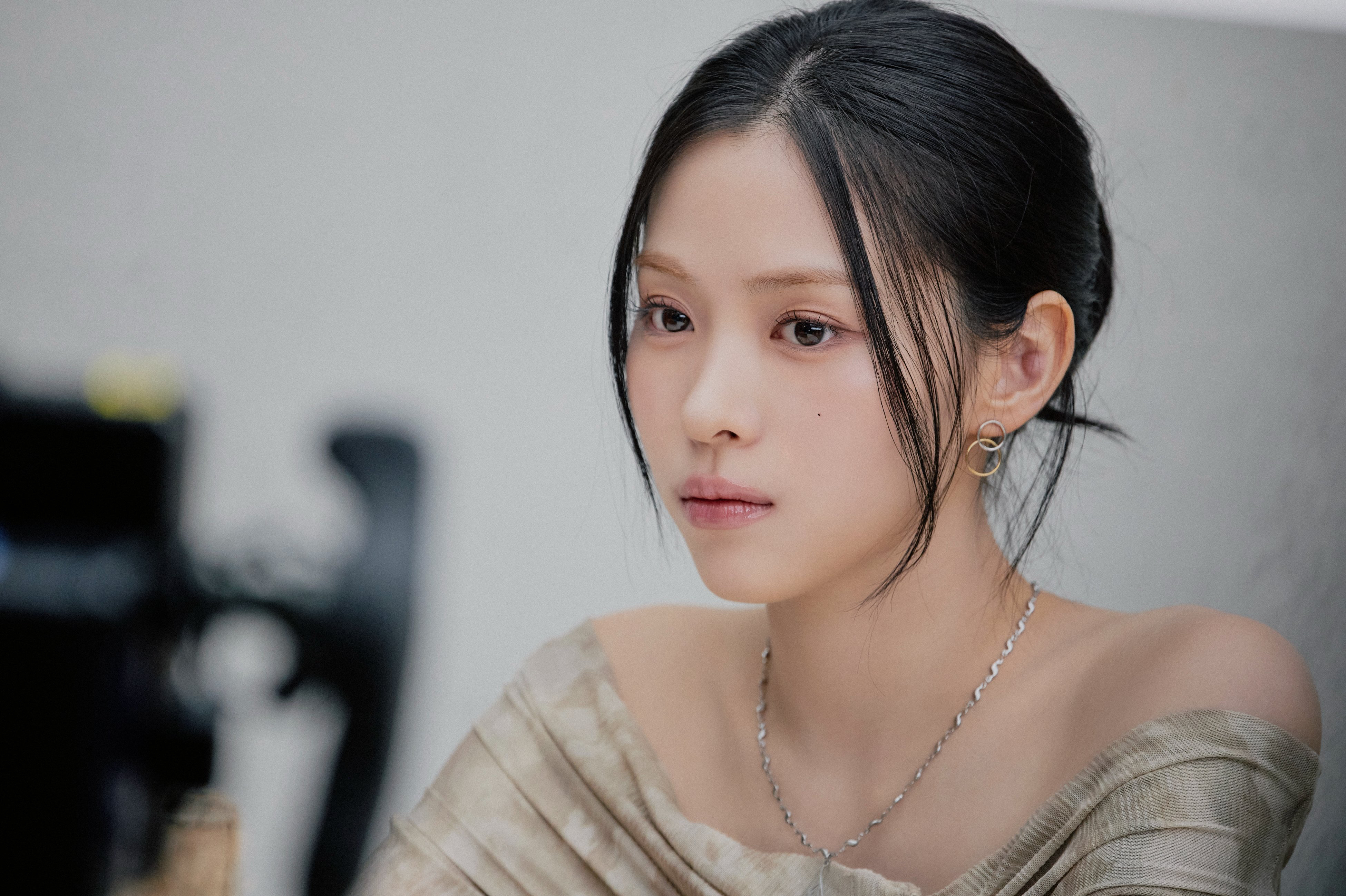 류진 (ITZY)의 비하인드 컷