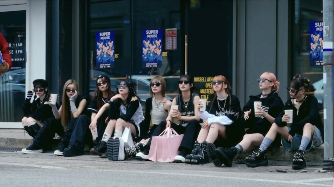 A moment captured by ME:I's fan