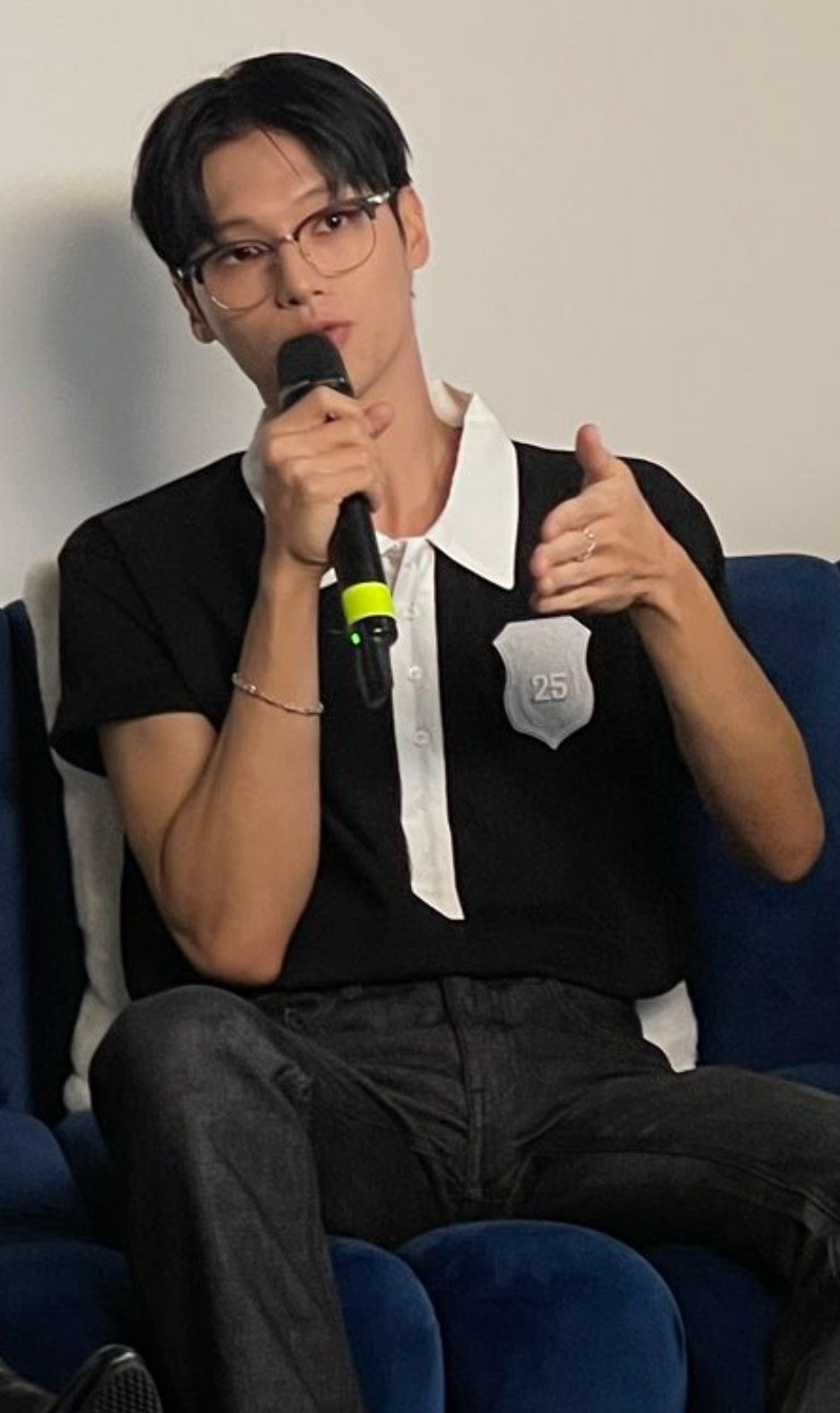 Behind-the-scenes cut of Wooyoung (ATEEZ)