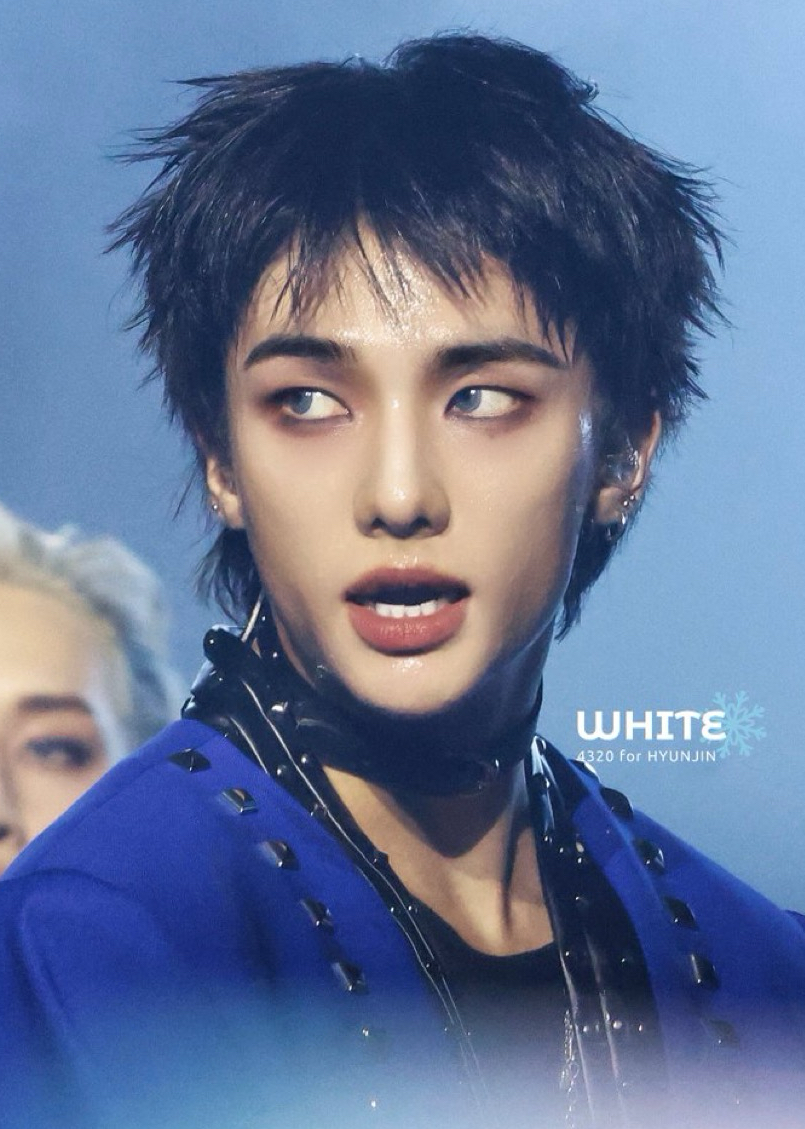 Latest photo of Hyunjin (Stray Kids)