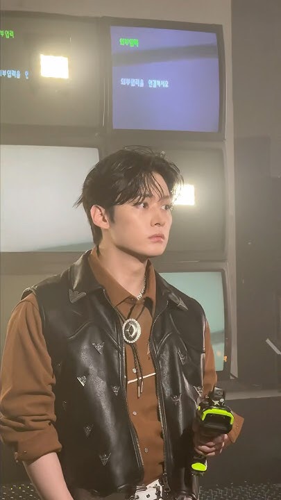Today's most popular wallpaper in the Stray Kids community