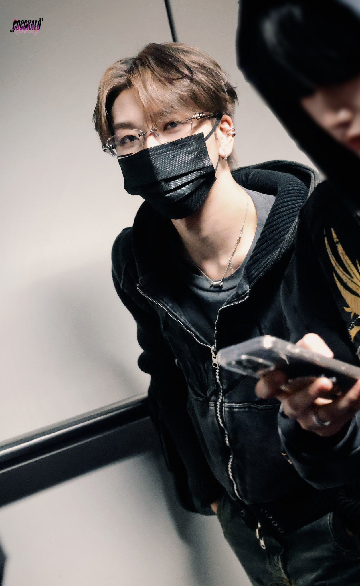 Behind-the-scenes cut of He Xinlong (ALPHA DRIVE ONE)