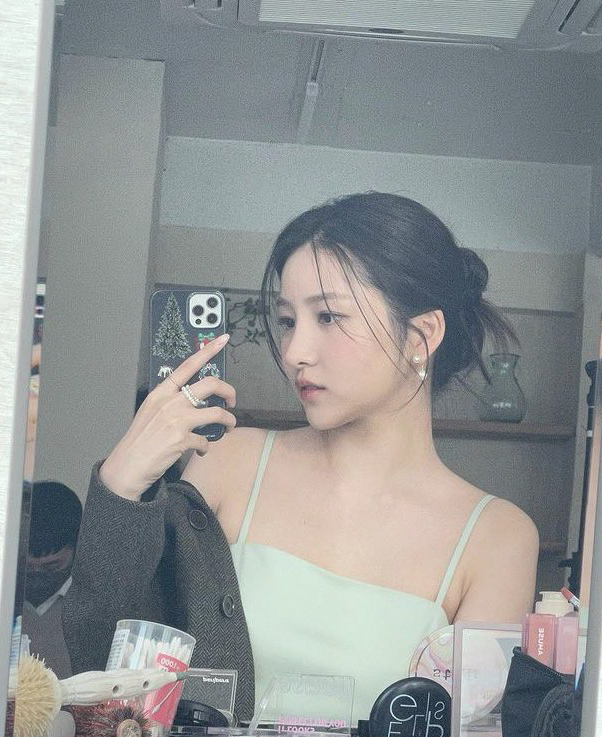 Recent activity shot of Sowon (GFRIEND)