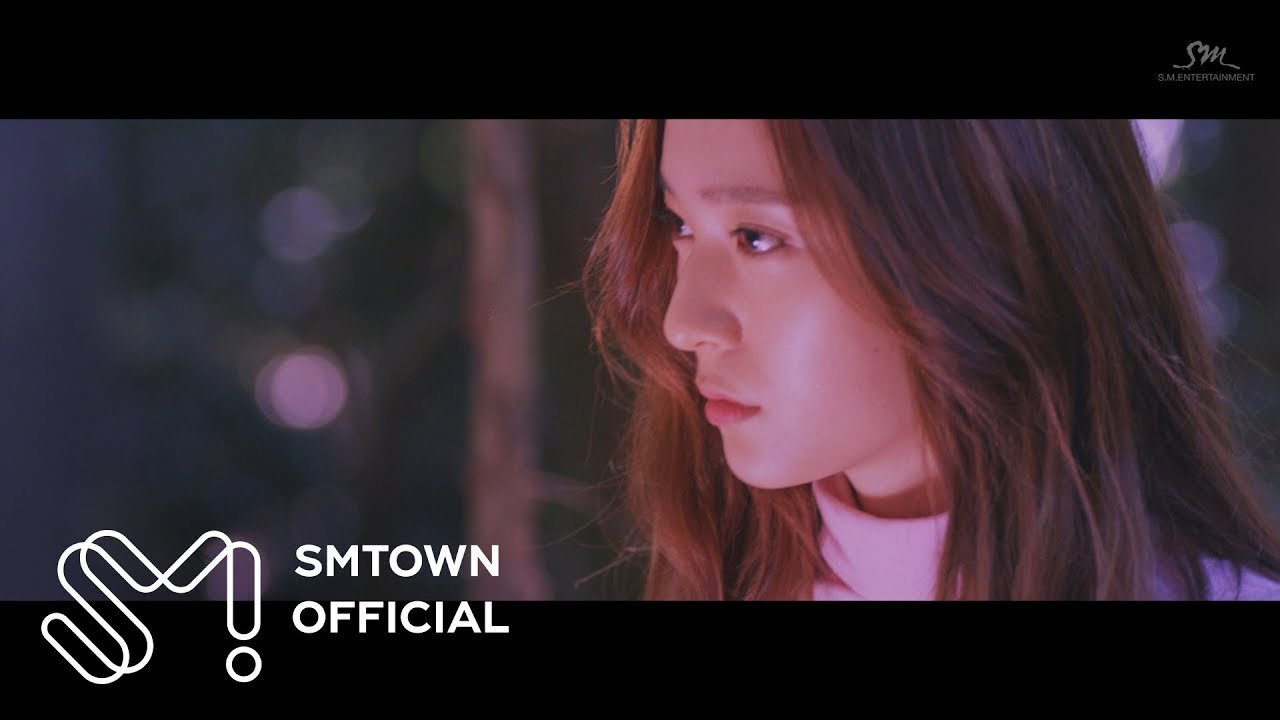 Behind-the-scenes cut of f(x)