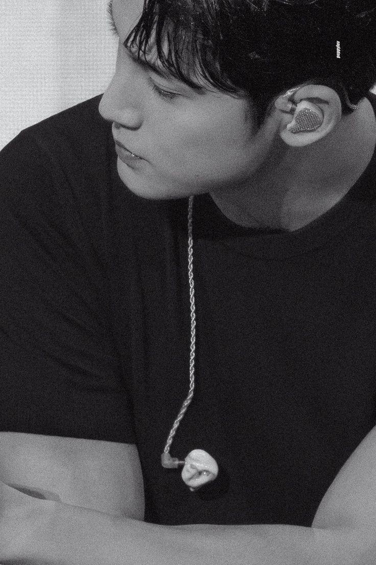 Latest photo of Mingyu (SEVENTEEN)
