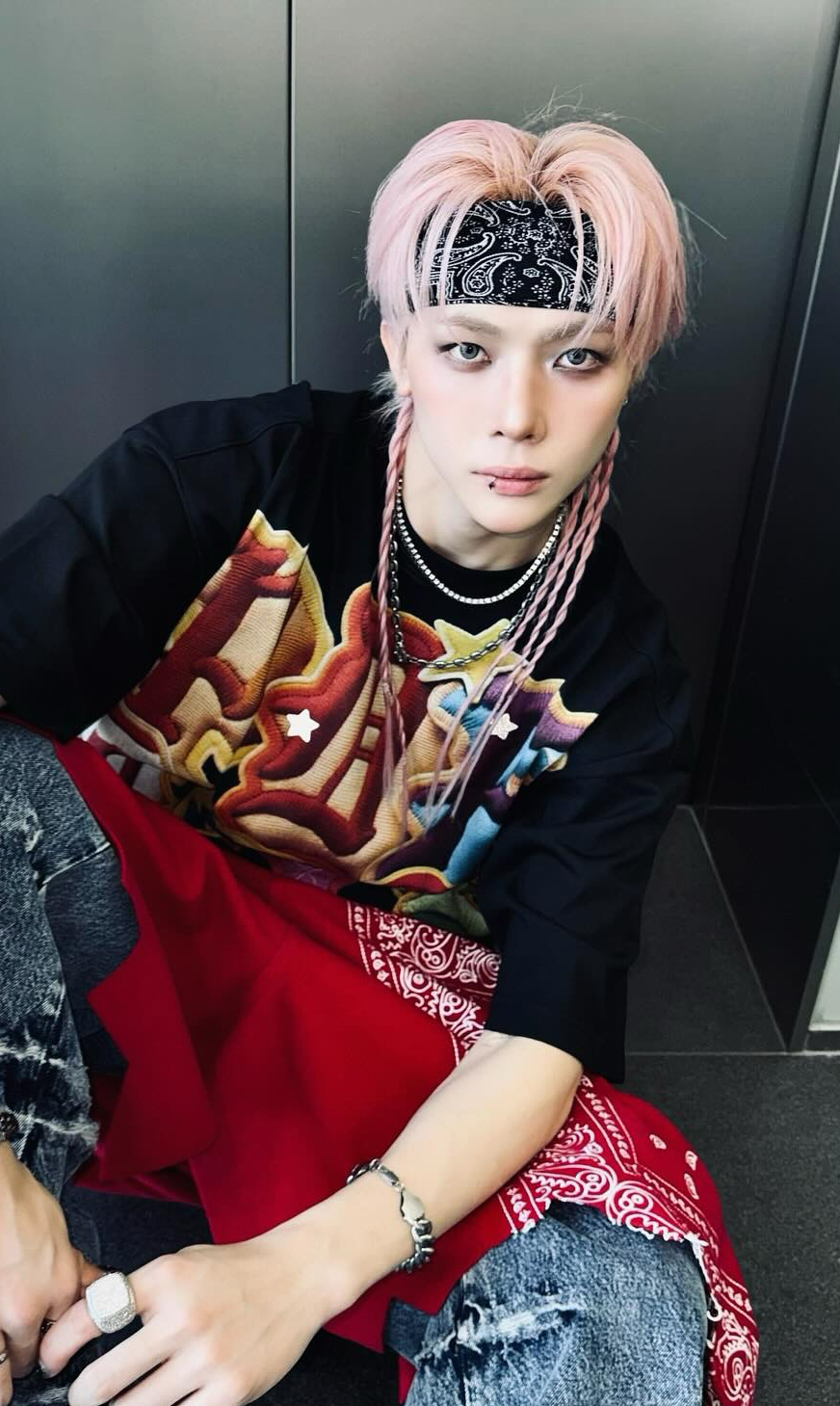 Today's most popular wallpaper in the Nicholas (&TEAM) community