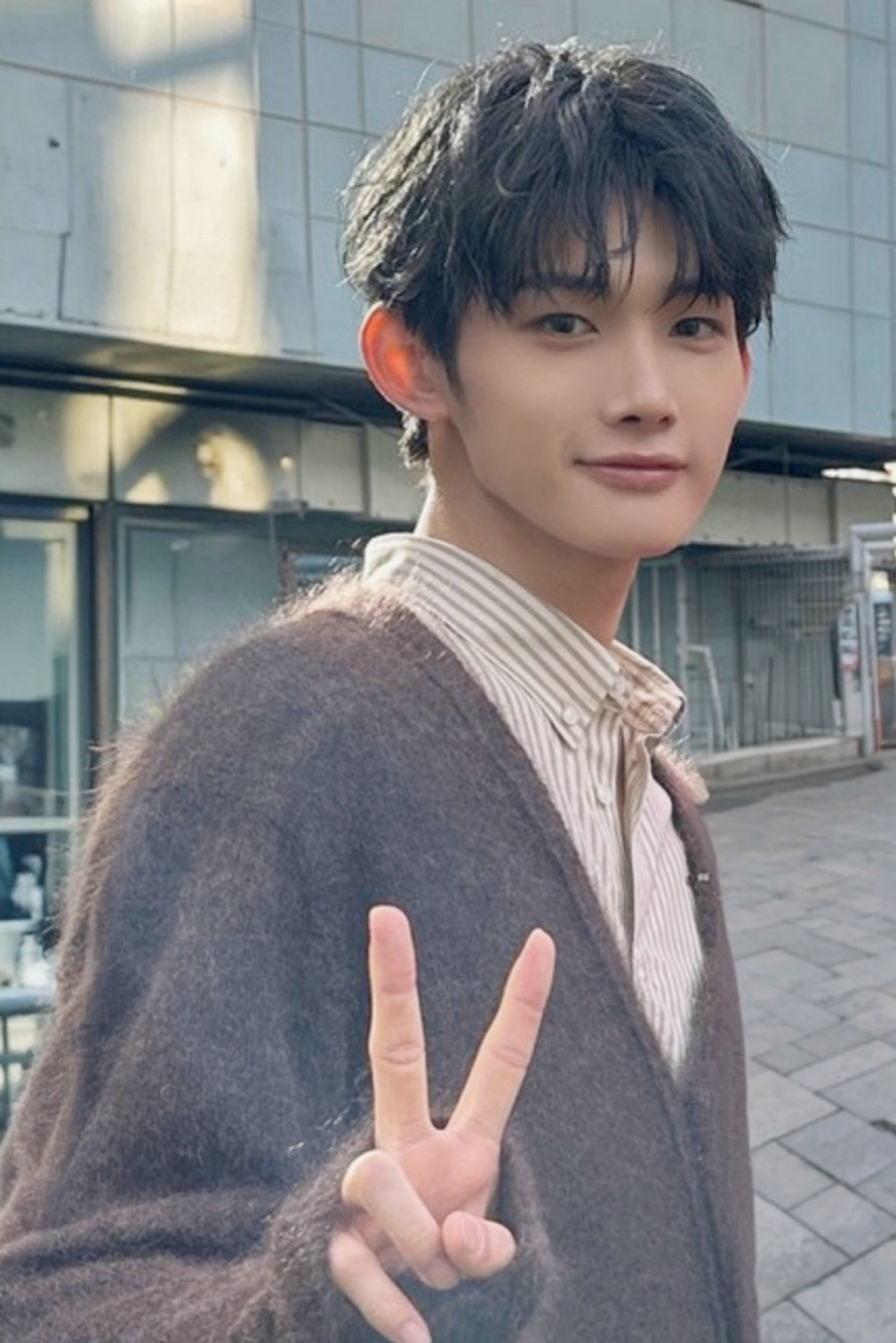 Latest photo of Jo (&TEAM)