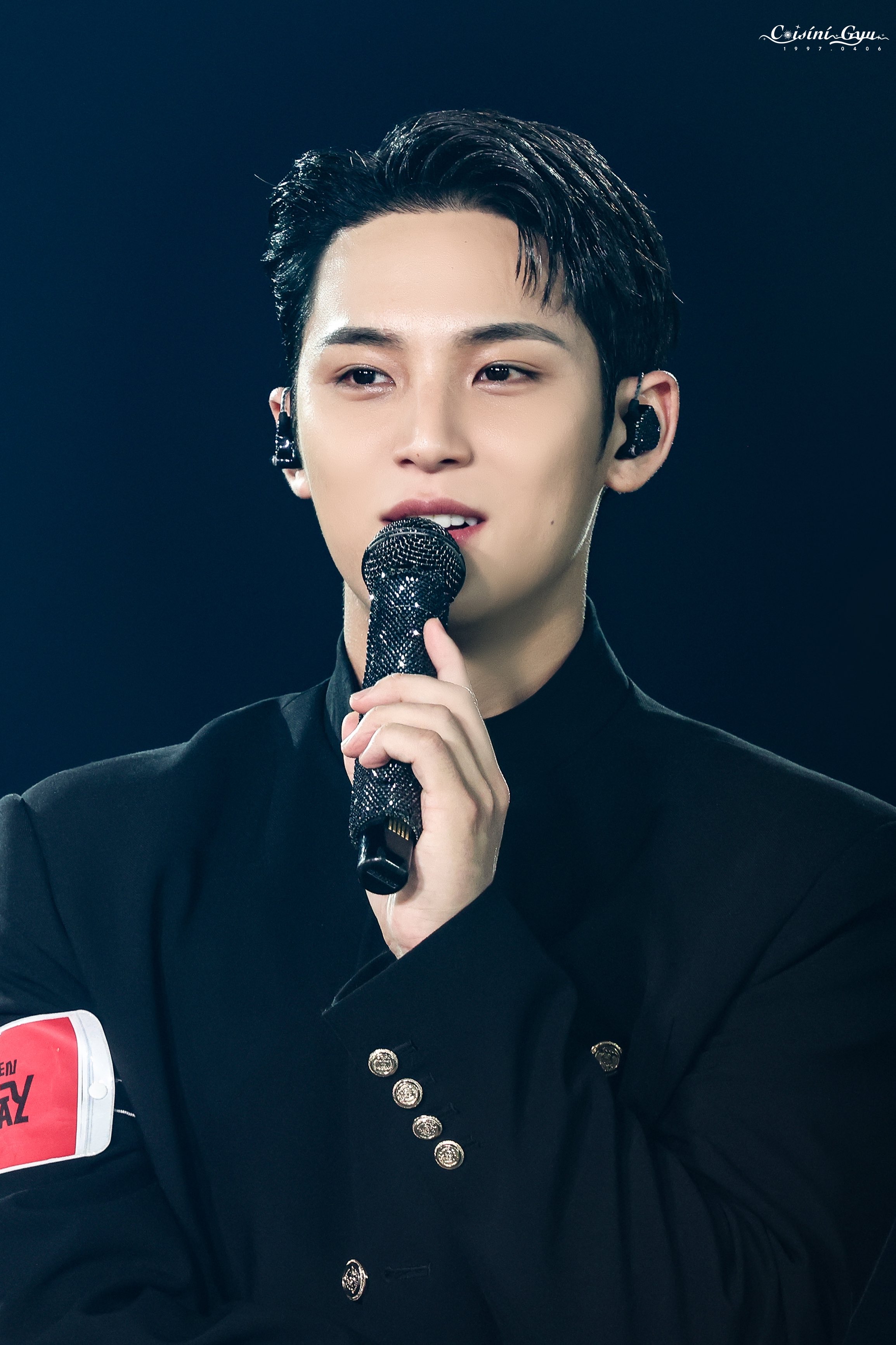 Latest photo of Mingyu (SEVENTEEN)