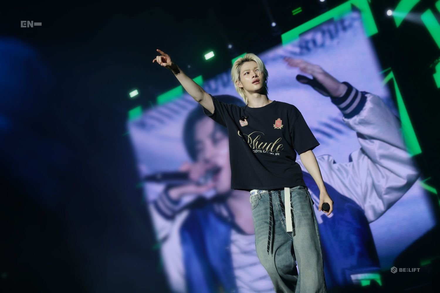 Momen yang diabadikan oleh penggemar NI-KI (ENHYPEN)