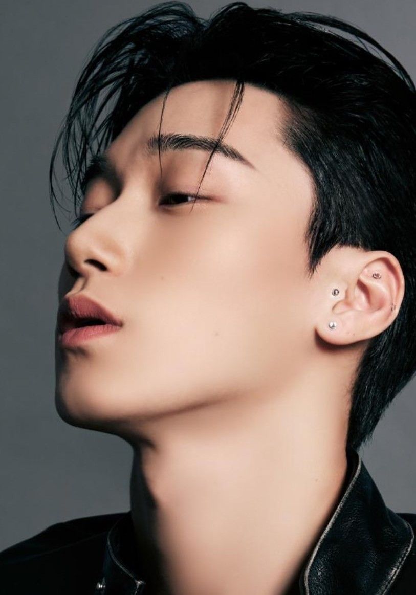 A moment captured by San (ATEEZ)'s fan