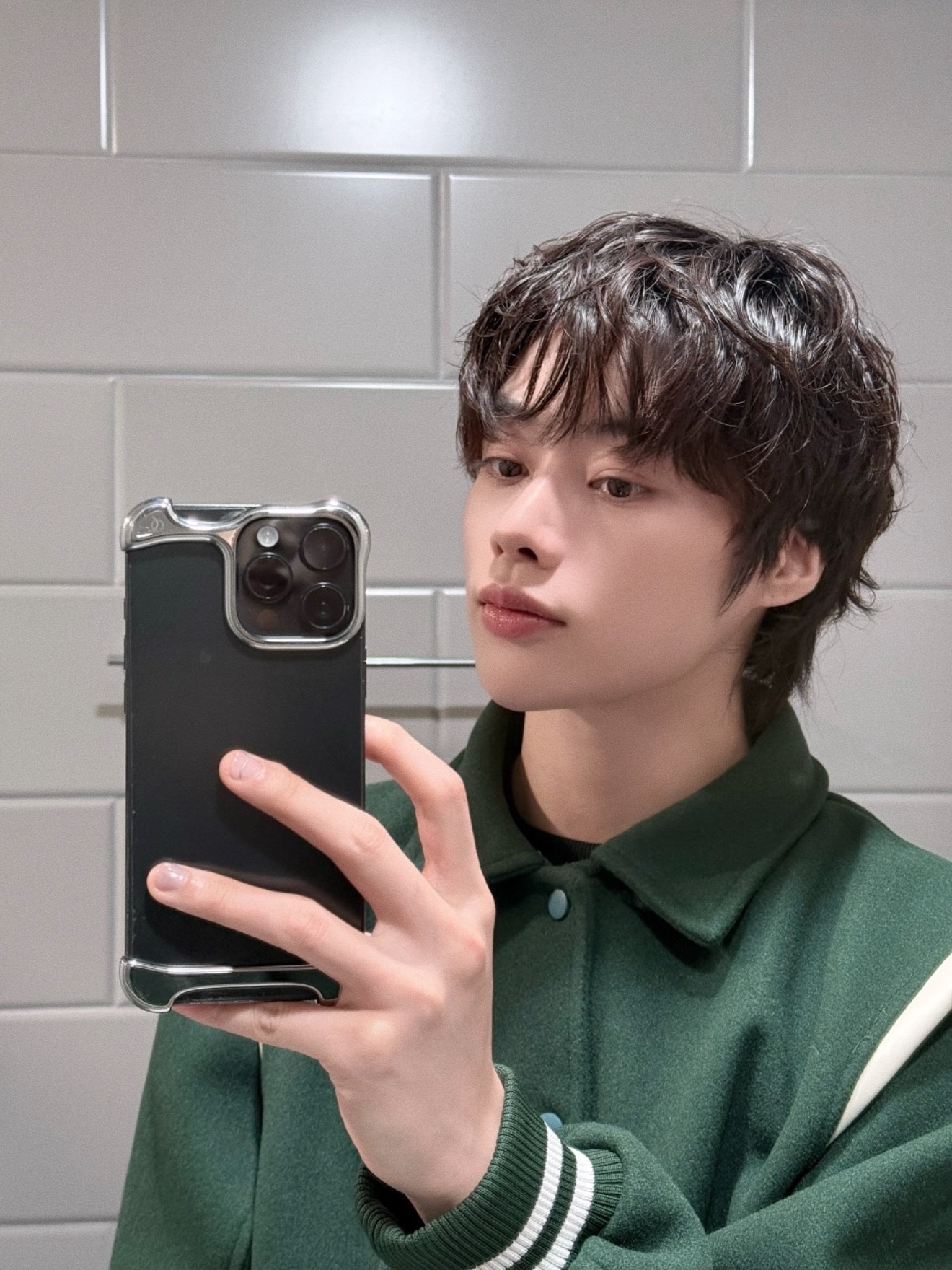 Latest photo of Hanbin (TEMPEST)