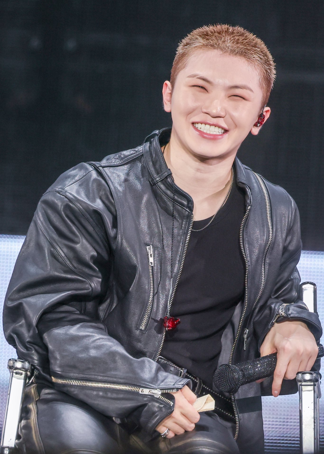 A moment captured by Woozi (SEVENTEEN)'s fan