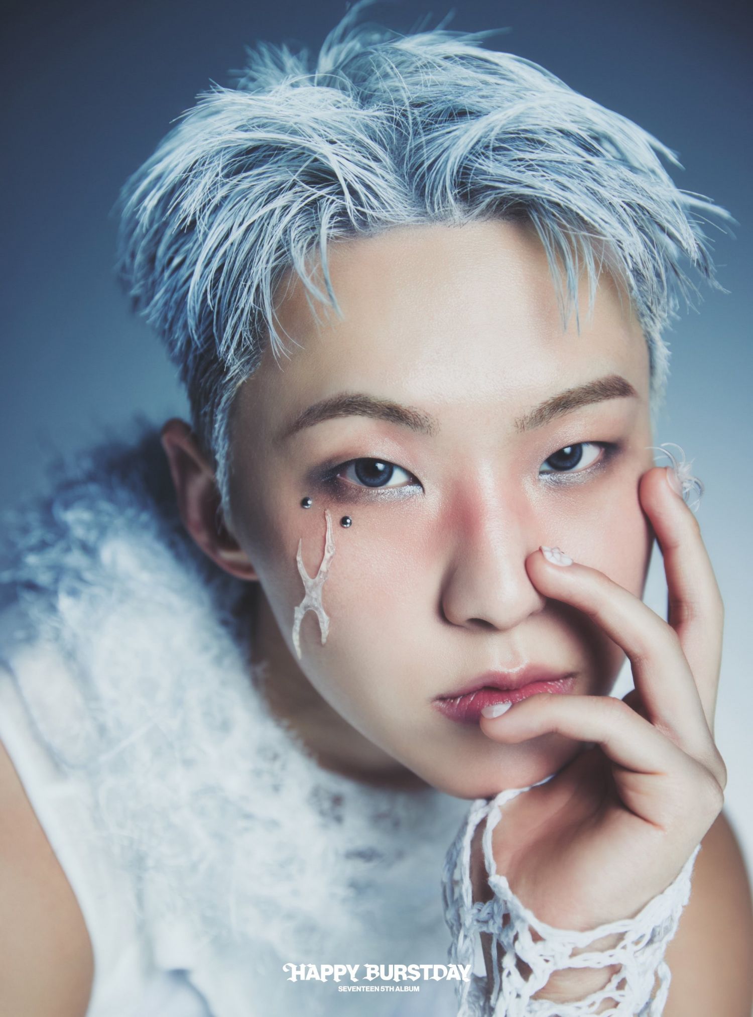 Recent activity shot of Hoshi (SEVENTEEN)