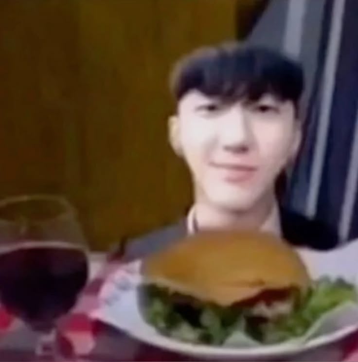 Latest photo of Changbin (Stray Kids)