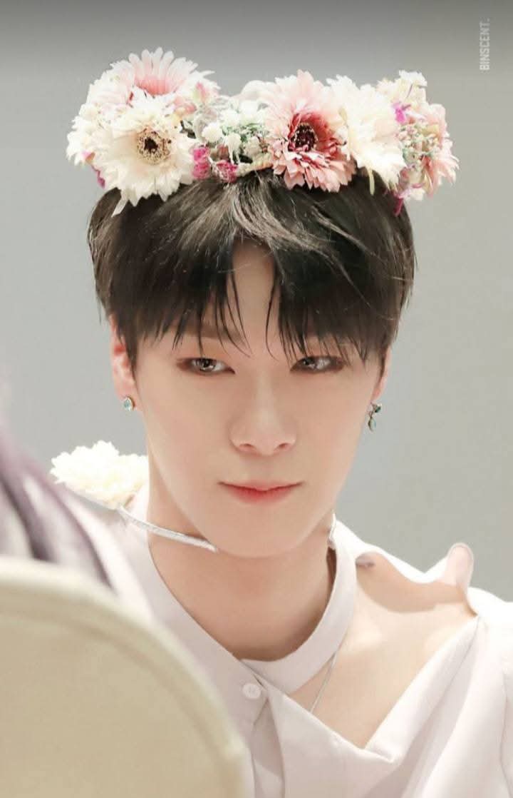 A moment captured by Moonbin (ASTRO)'s fan