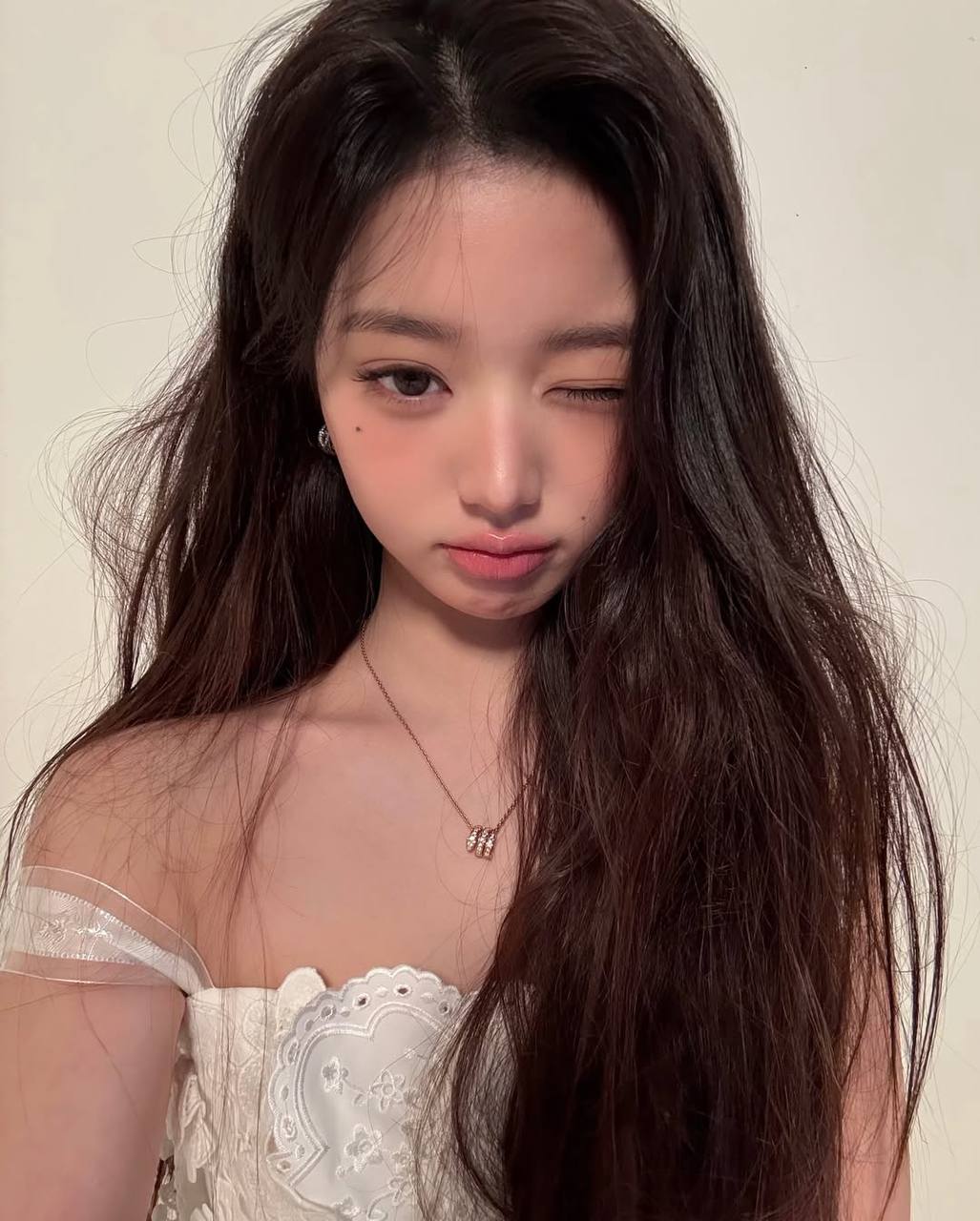 チャン・ウォニョン (IVE)の最近の活動写真