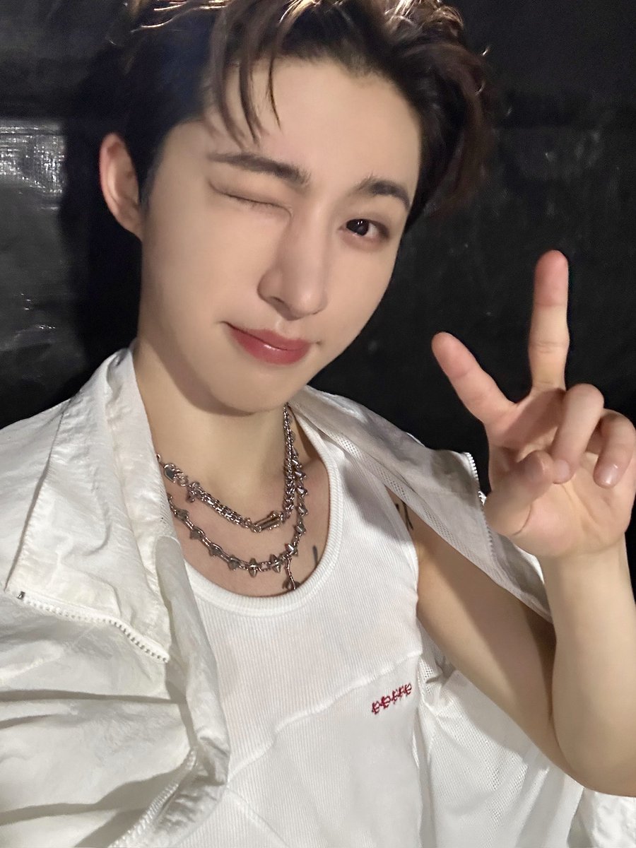 A moment captured by B.I's fan