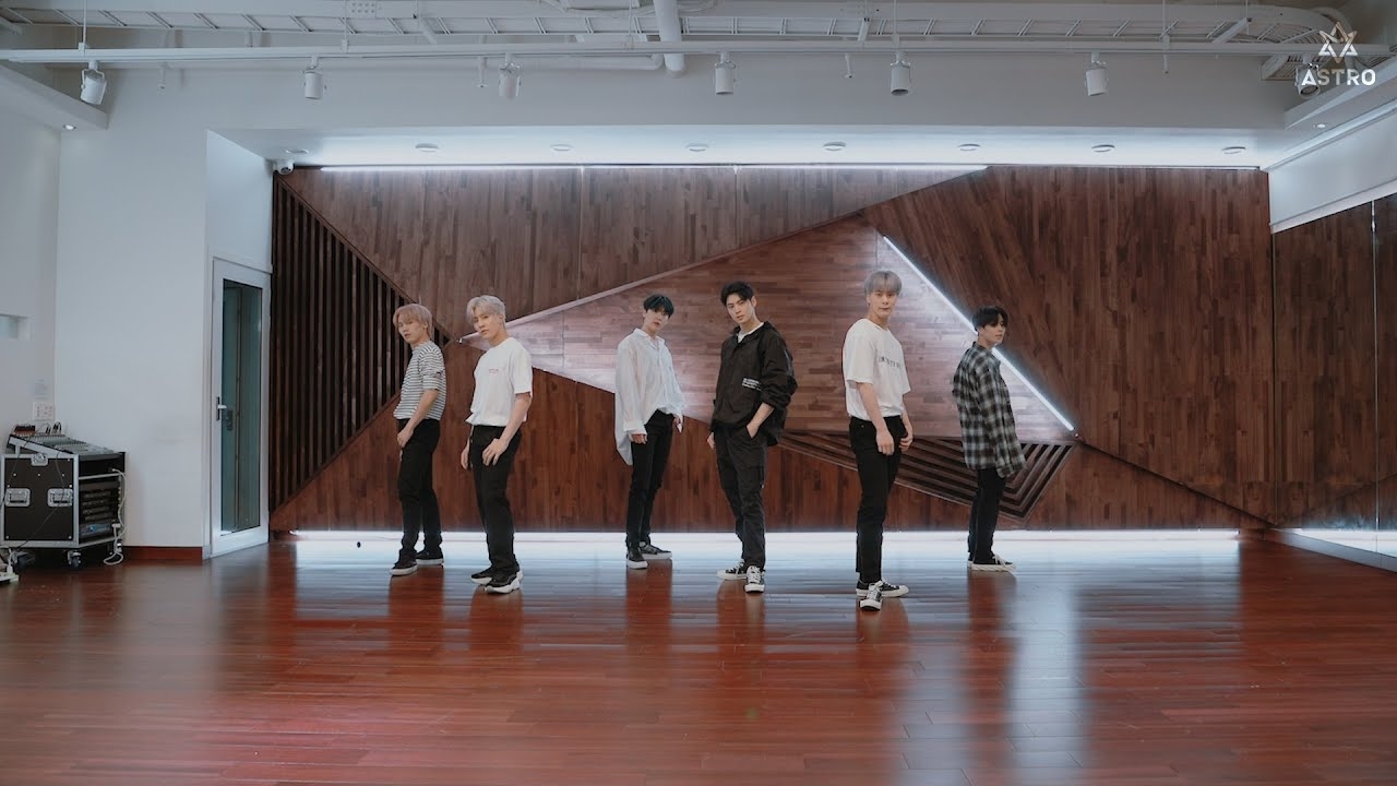 A moment captured by Moonbin (ASTRO)'s fan