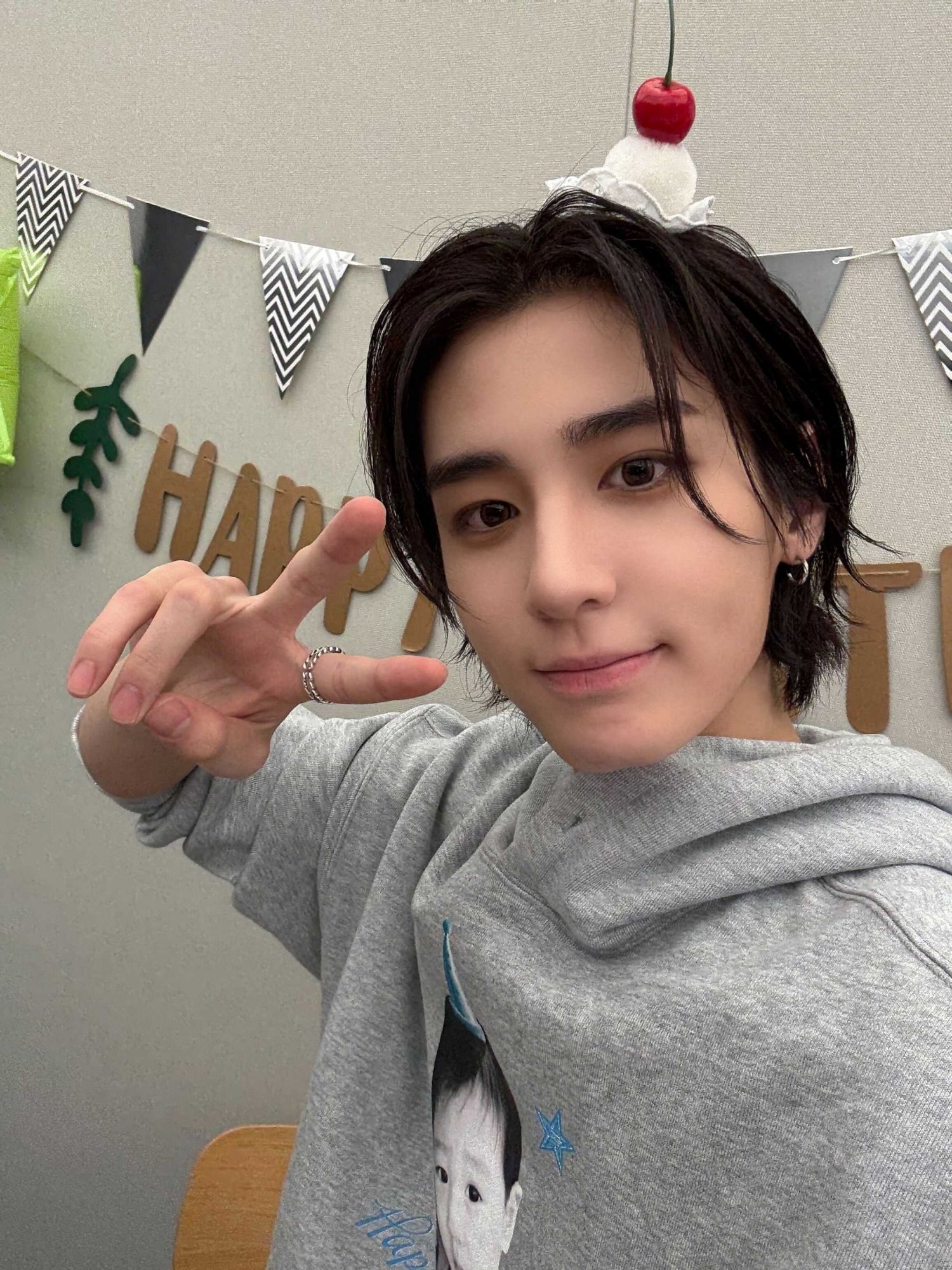 Recent activity shot of Leehan (BOYNEXTDOOR)