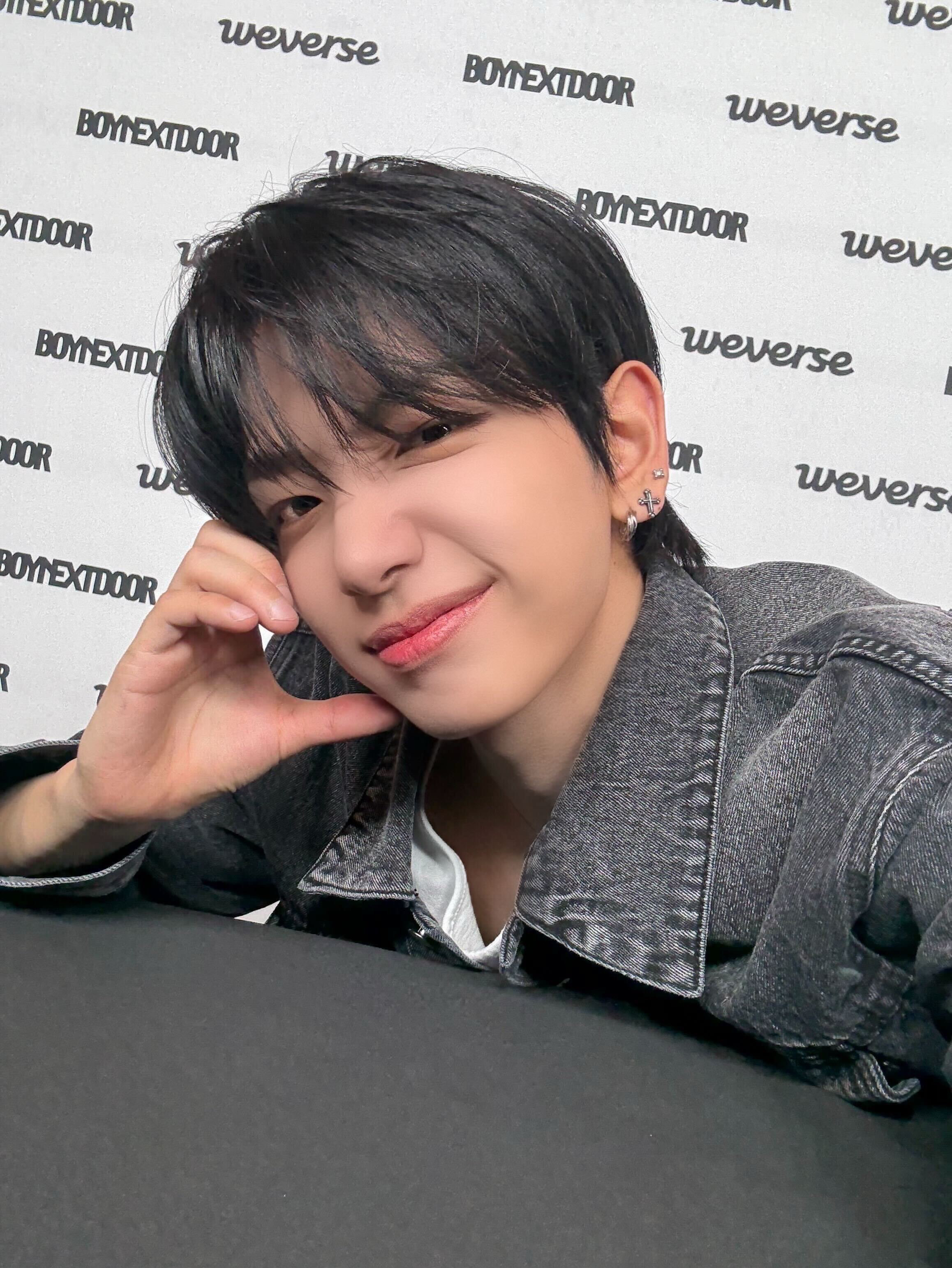 Recent activity shot of Myeong Jaehyun (BOYNEXTDOOR)