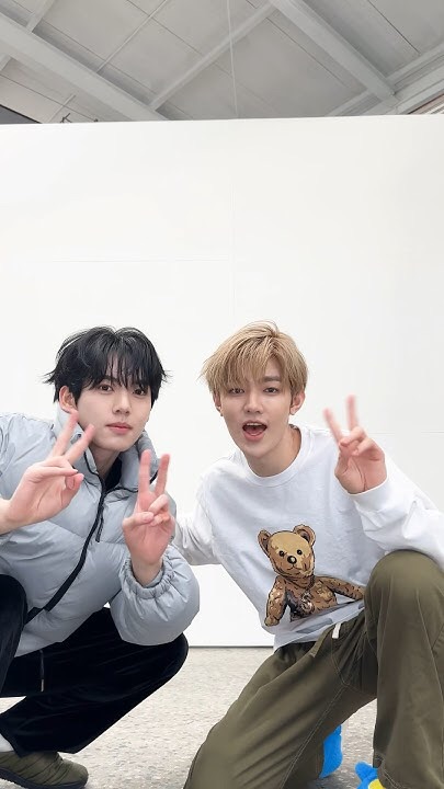 Behind-the-scenes cut of Han Yujin (ZEROBASEONE)