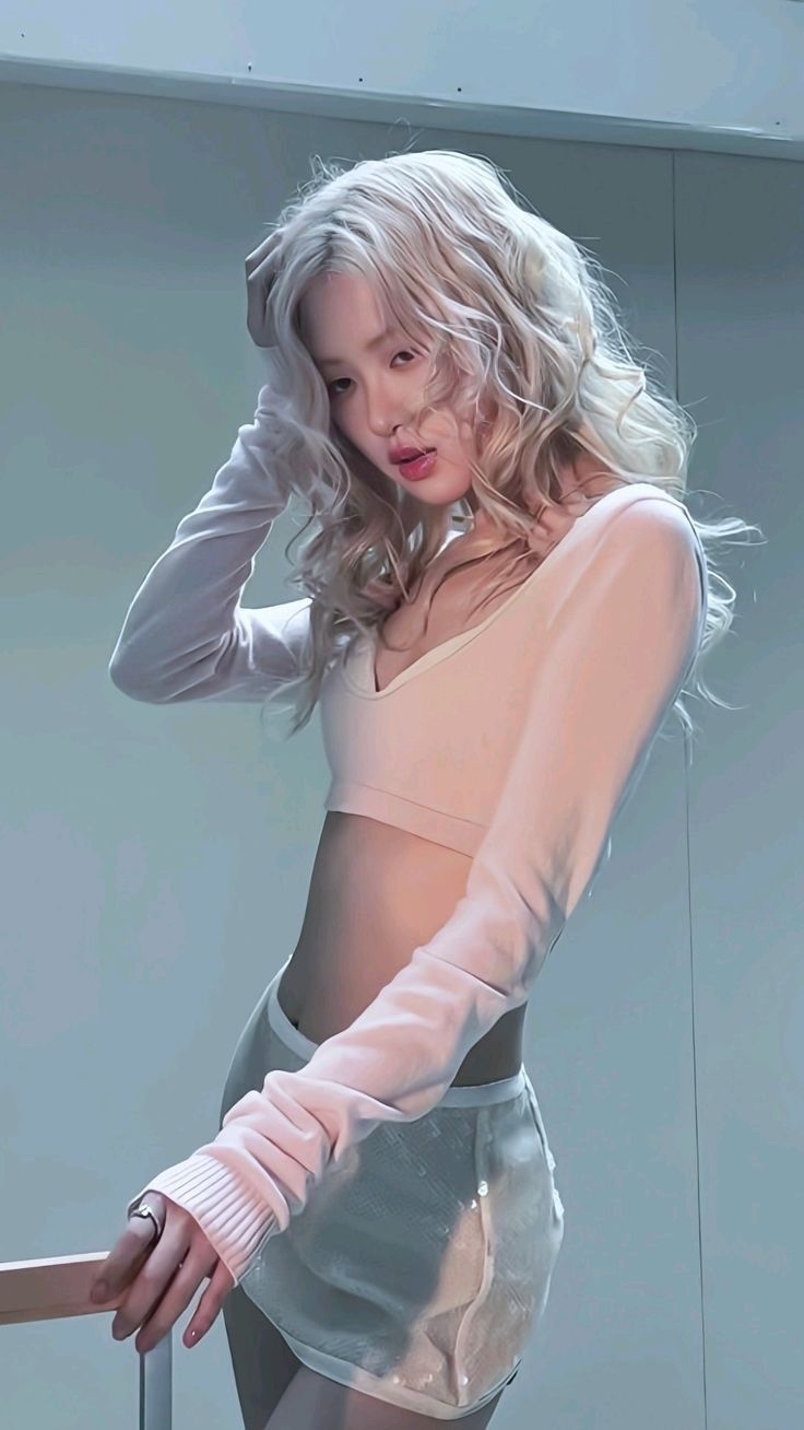Latest photo of ROSÉ (BLACKPINK)