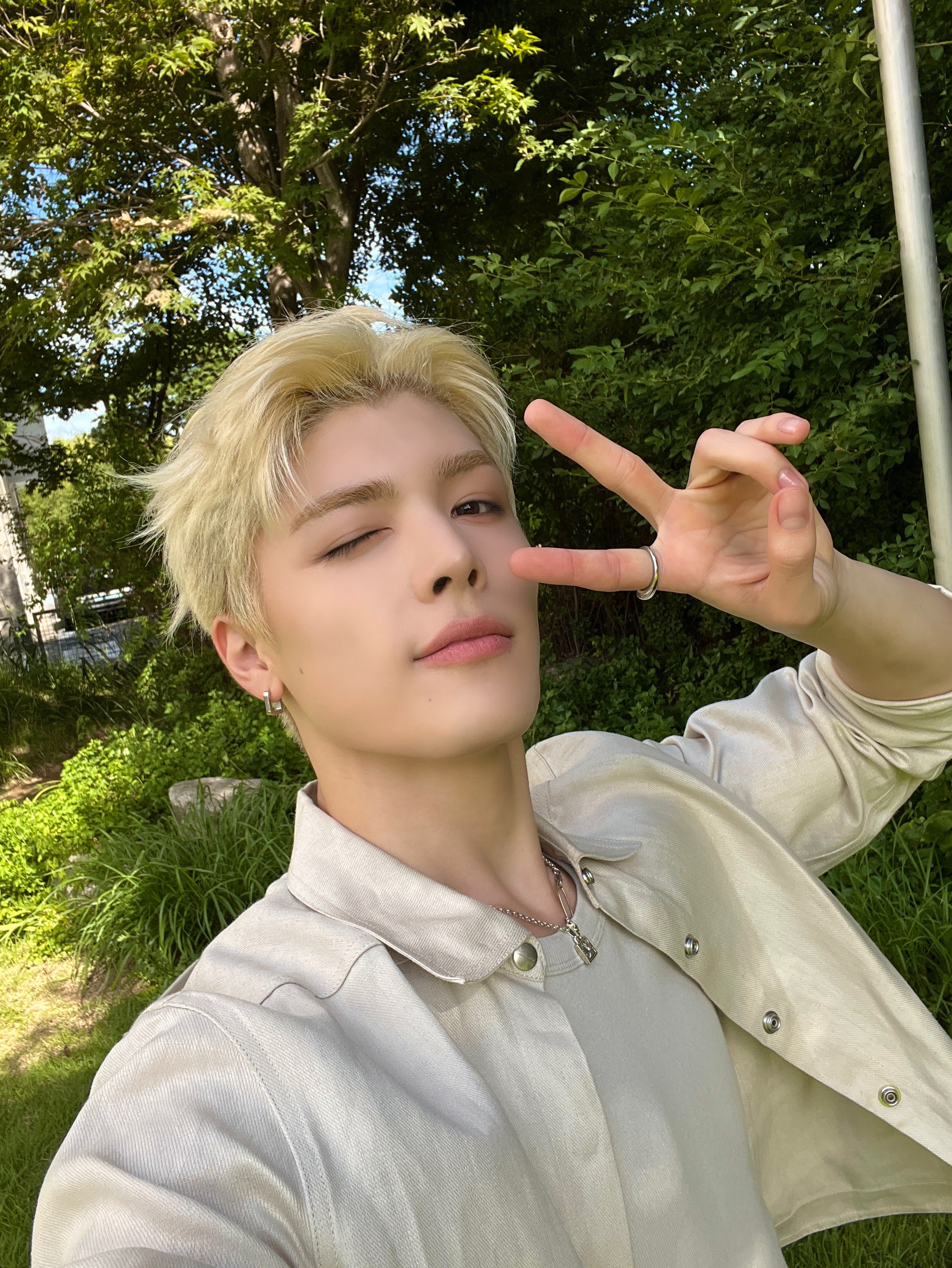 마키 (앤팀)의 비하인드 컷