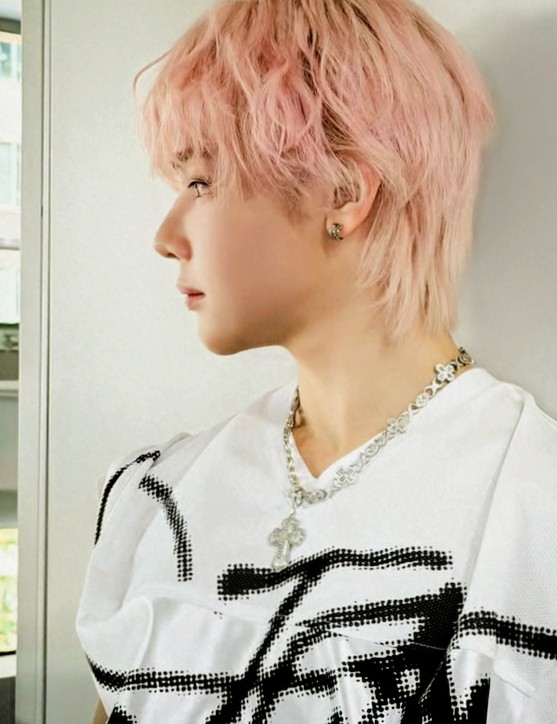 Latest photo of Nicholas (&TEAM)