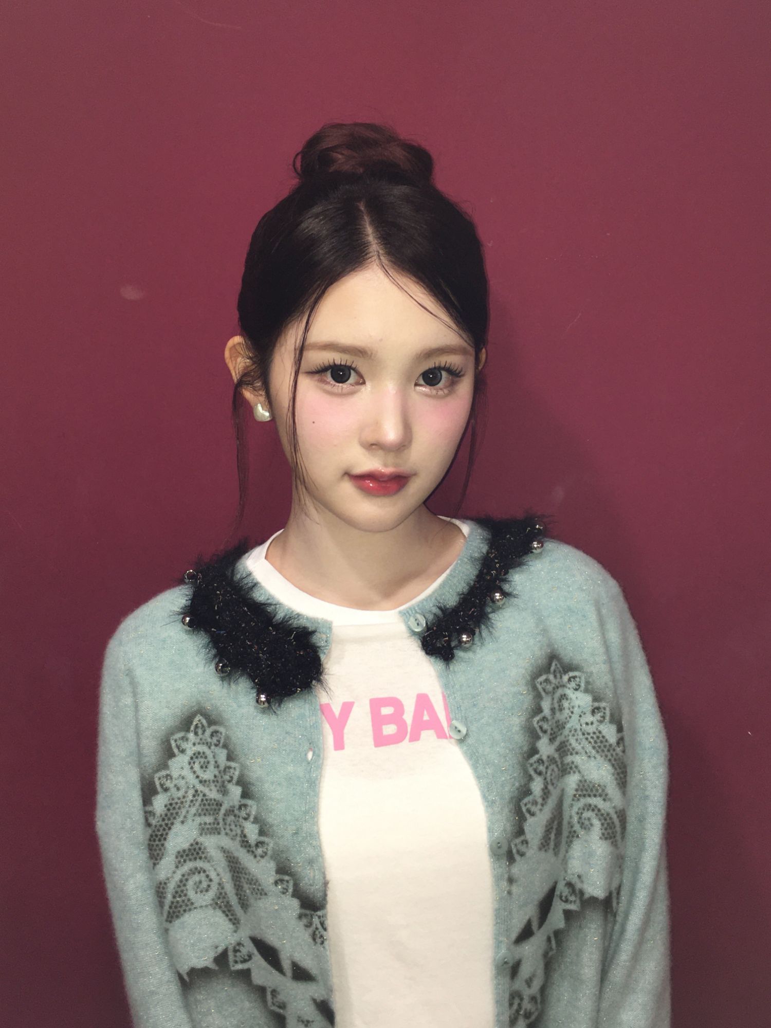 A moment captured by A-na (Hearts2Hearts)'s fan