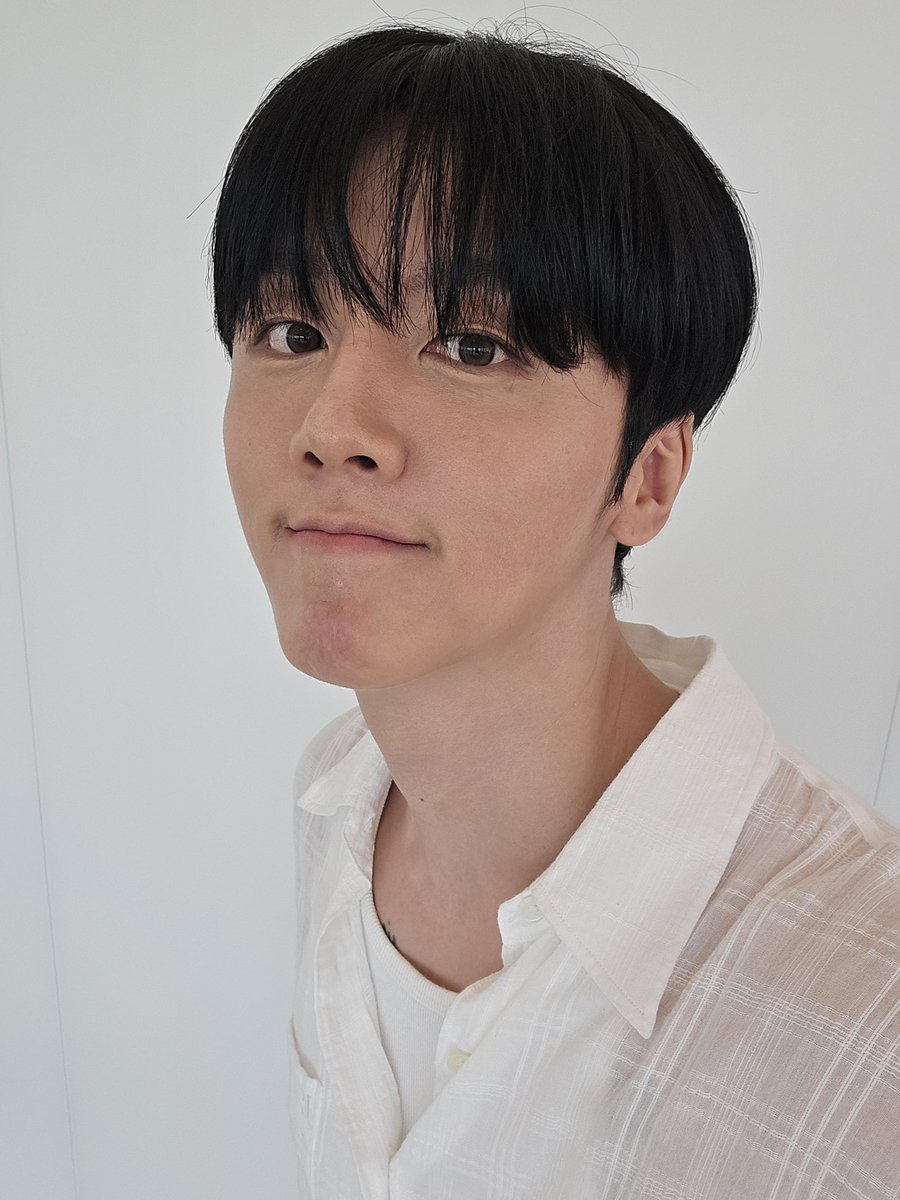 A moment captured by SF9's fan