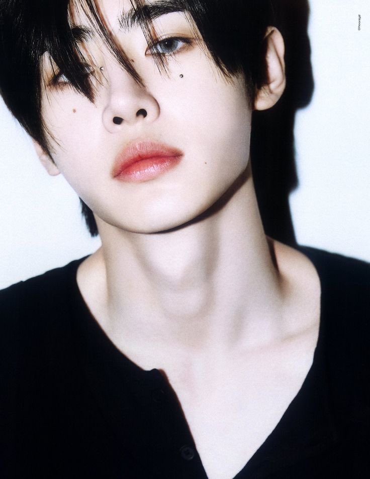 성훈 (ENHYPEN)의 최신 사진