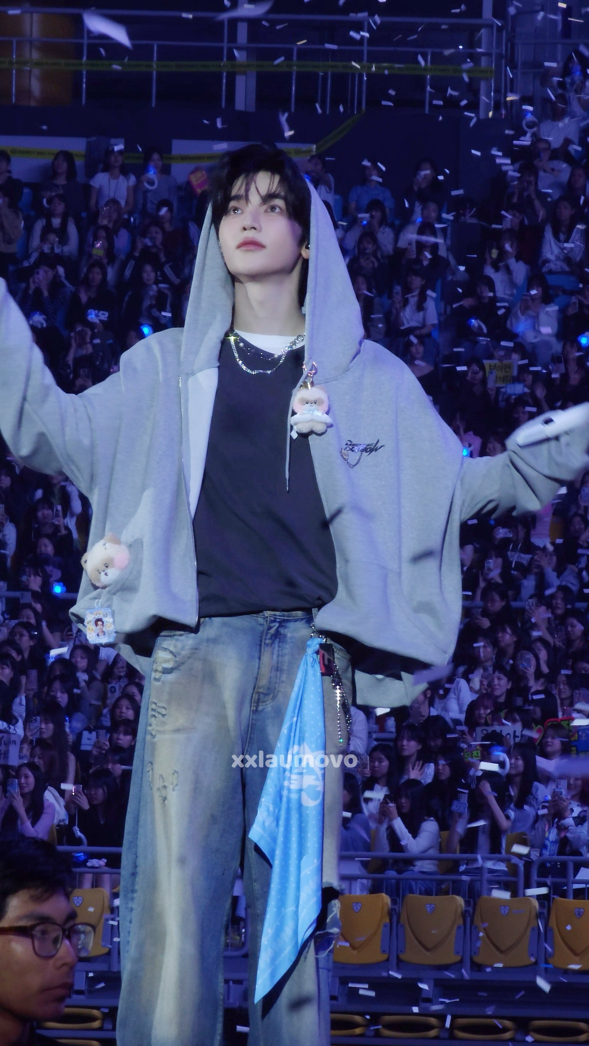 Today's most popular wallpaper in the Zhang Hao (ZEROBASEONE) community