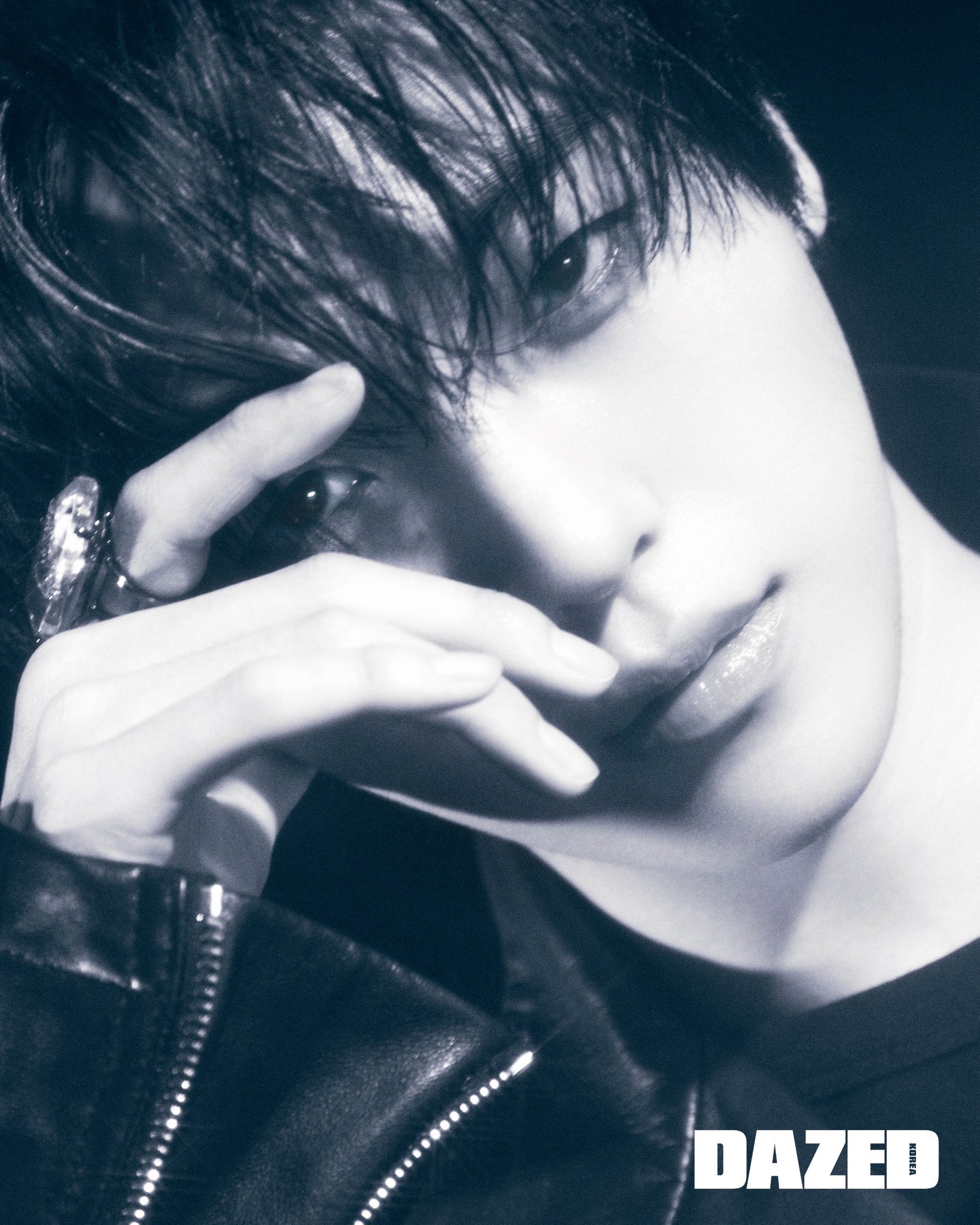 A moment captured by Hyeongjun (CRAVITY)'s fan