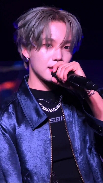 Today's most popular wallpaper in the Lim Youngmin community