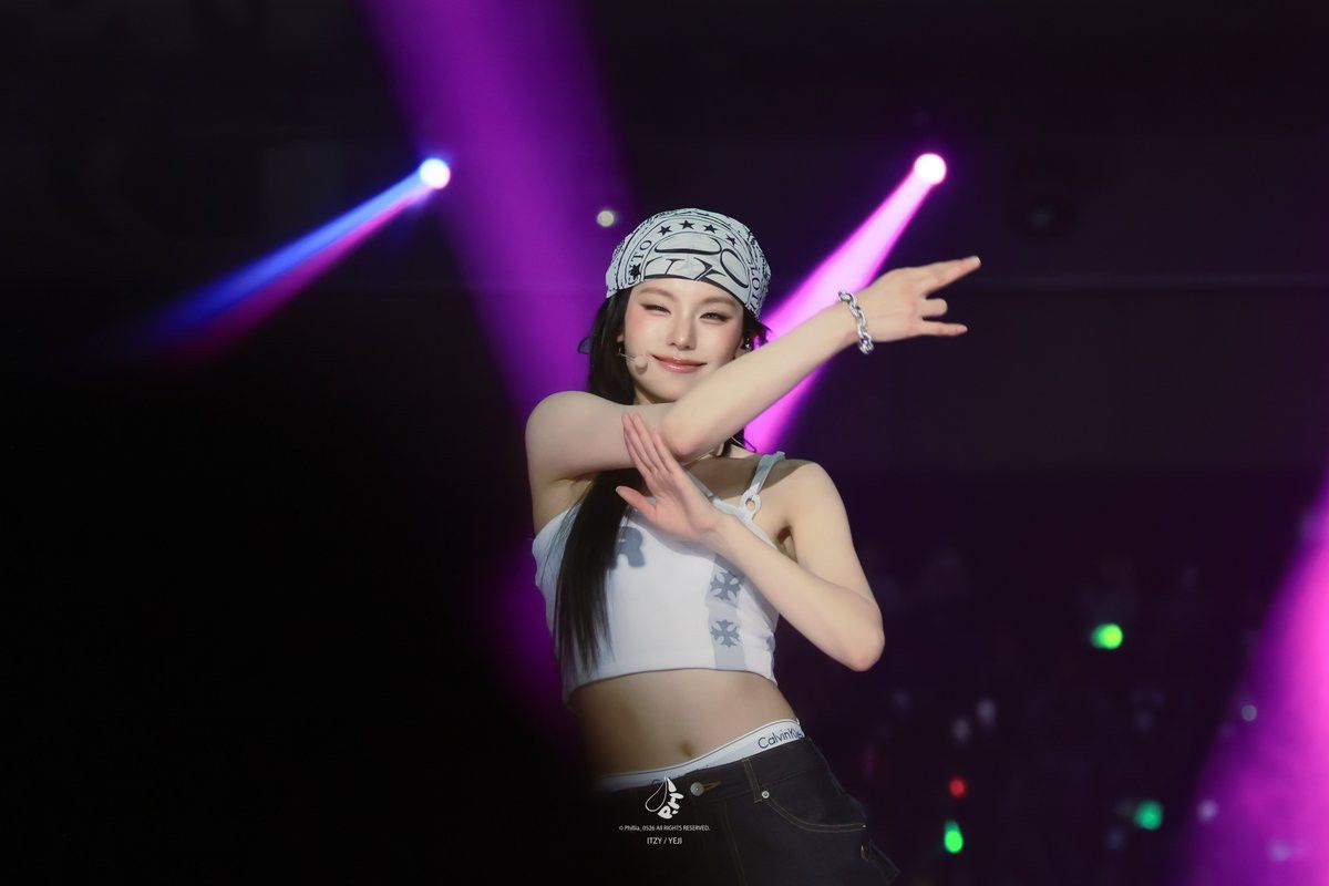 예지 (ITZY)의 최신 사진