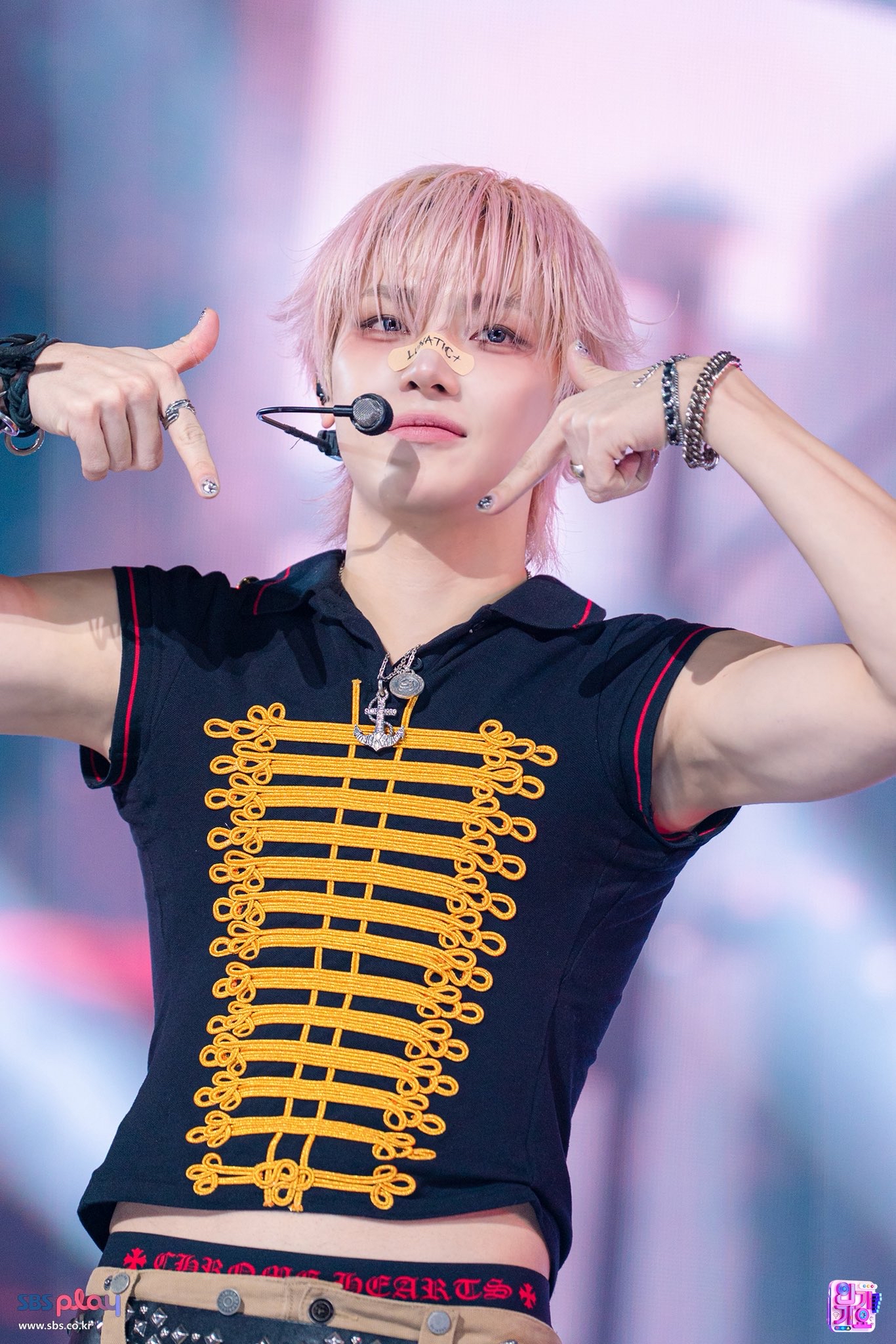 Latest photo of Nicholas (&TEAM)