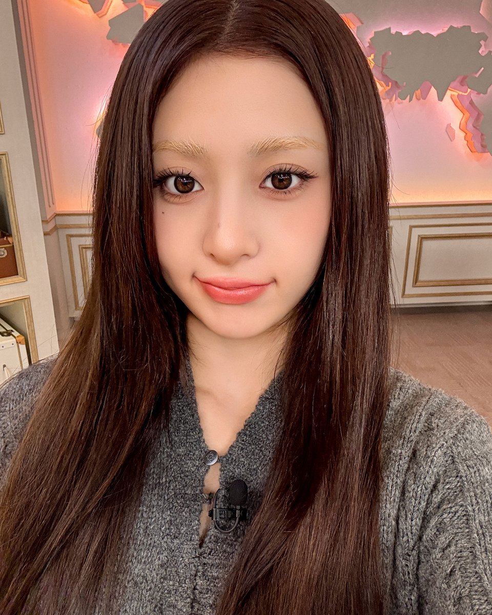 Behind-the-scenes cut of LE SSERAFIM