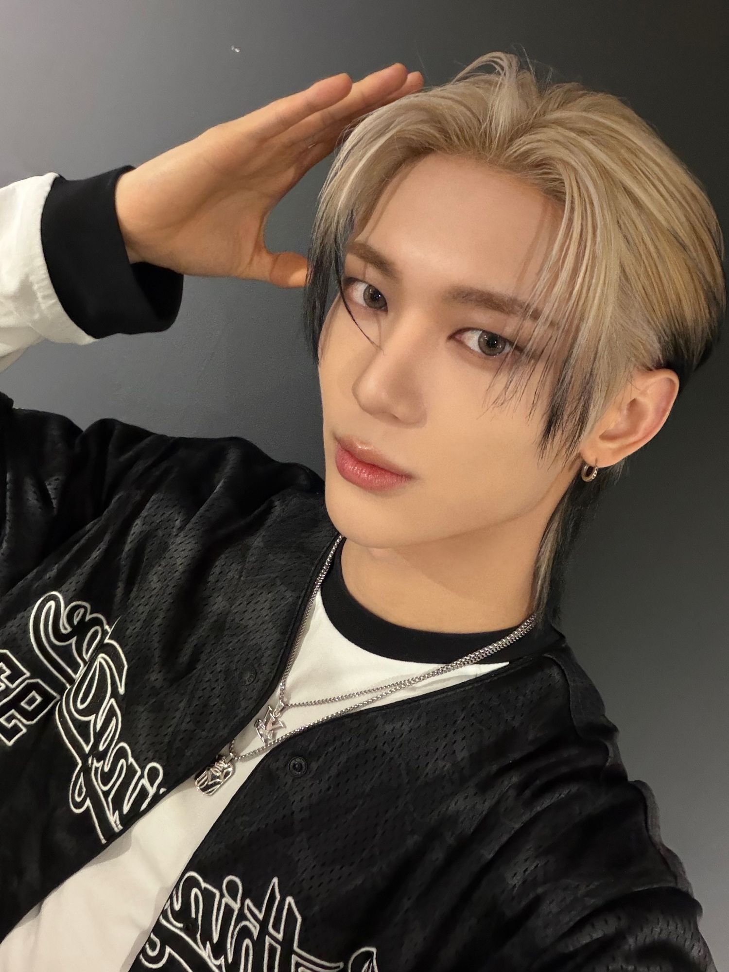 Recent activity shot of Siyun (NOWZ)