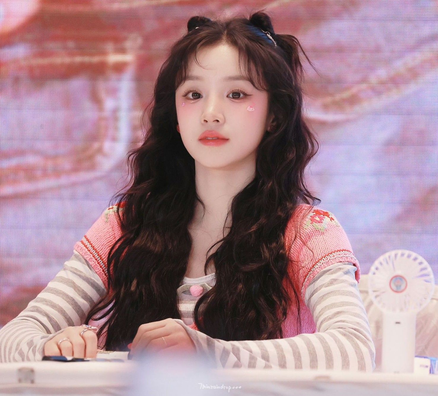 Behind-the-scenes cut of Yuqi (i-dle)
