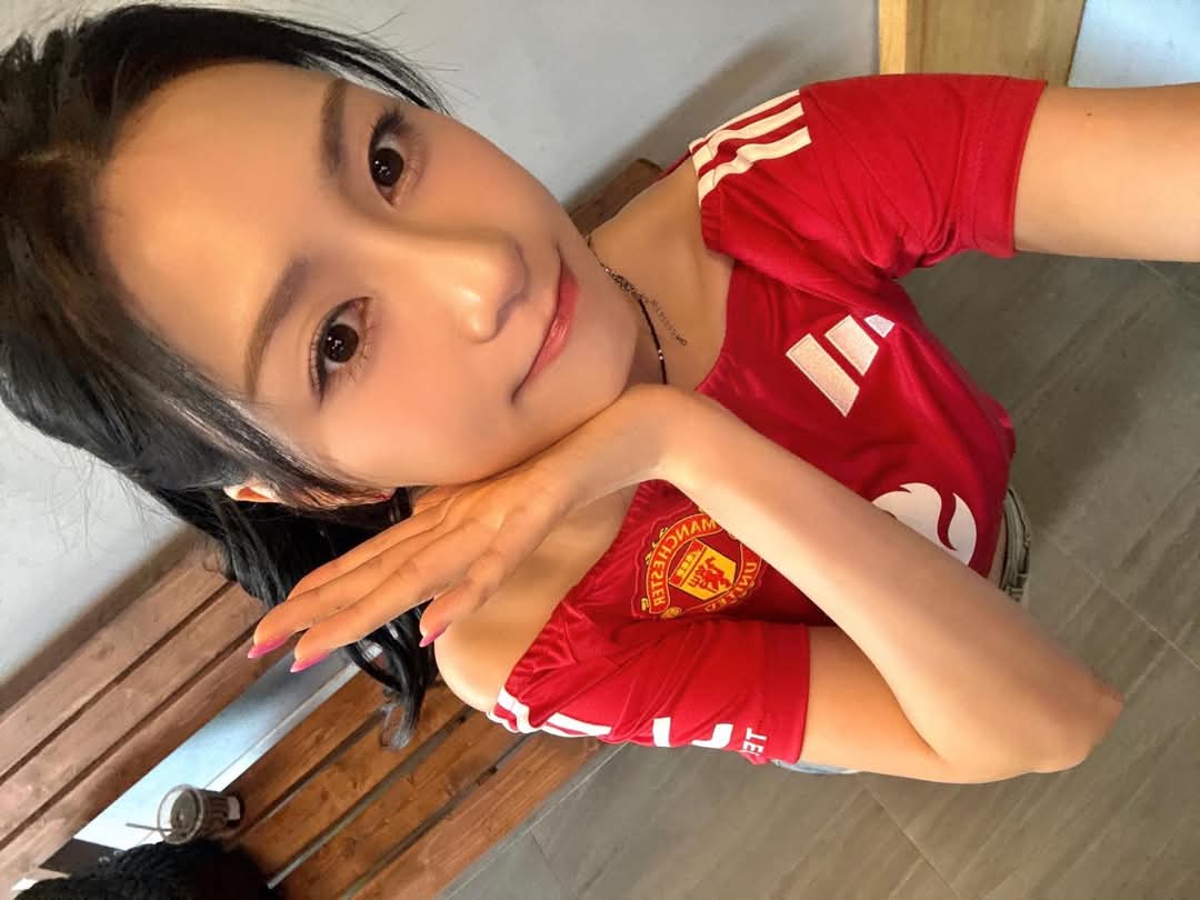 Latest photo of Oh Hayoung (Apink)