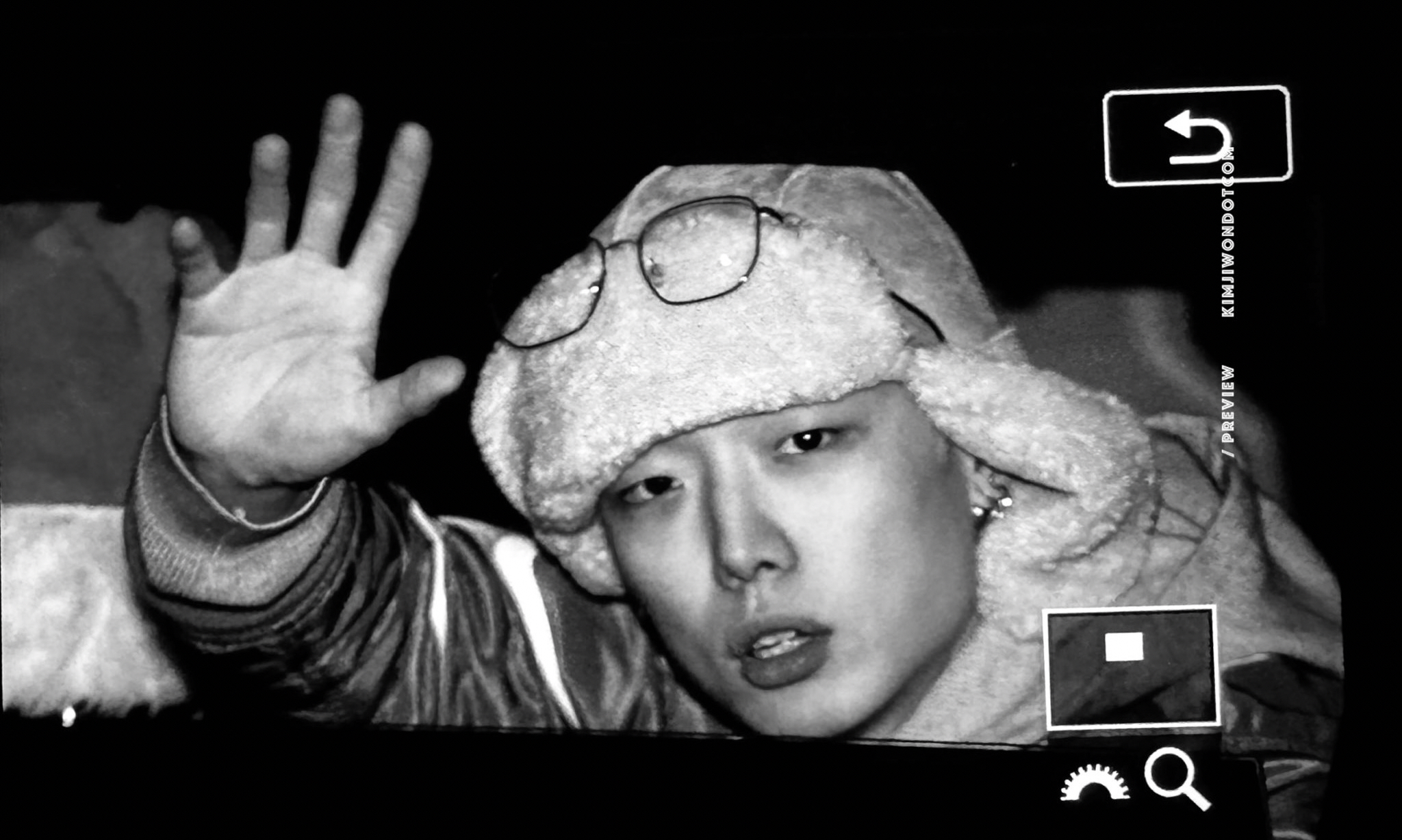 Latest photo of BOBBY (iKON)