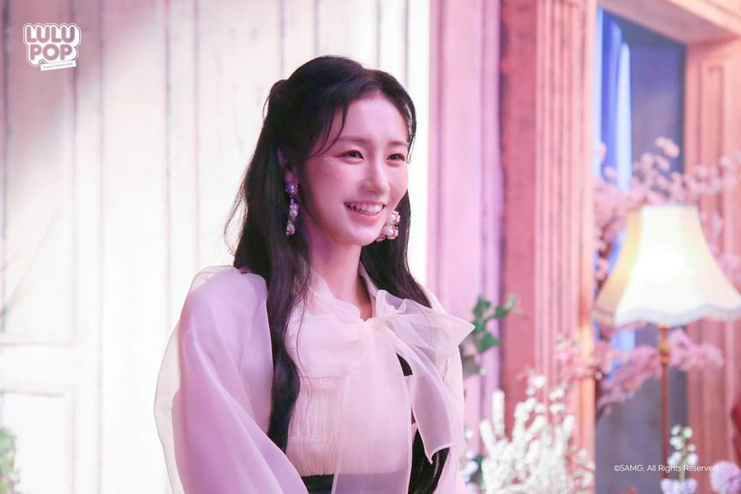 Recent activity shot of Park Jieun