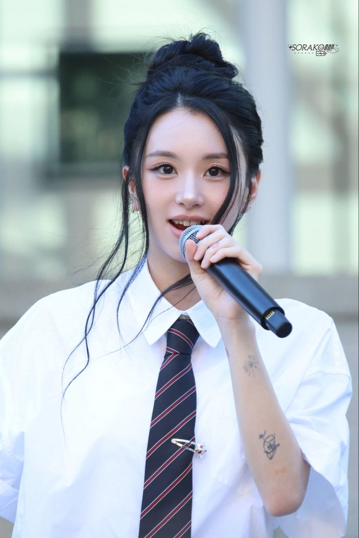 彩瑛 (TWICE)的最新照片