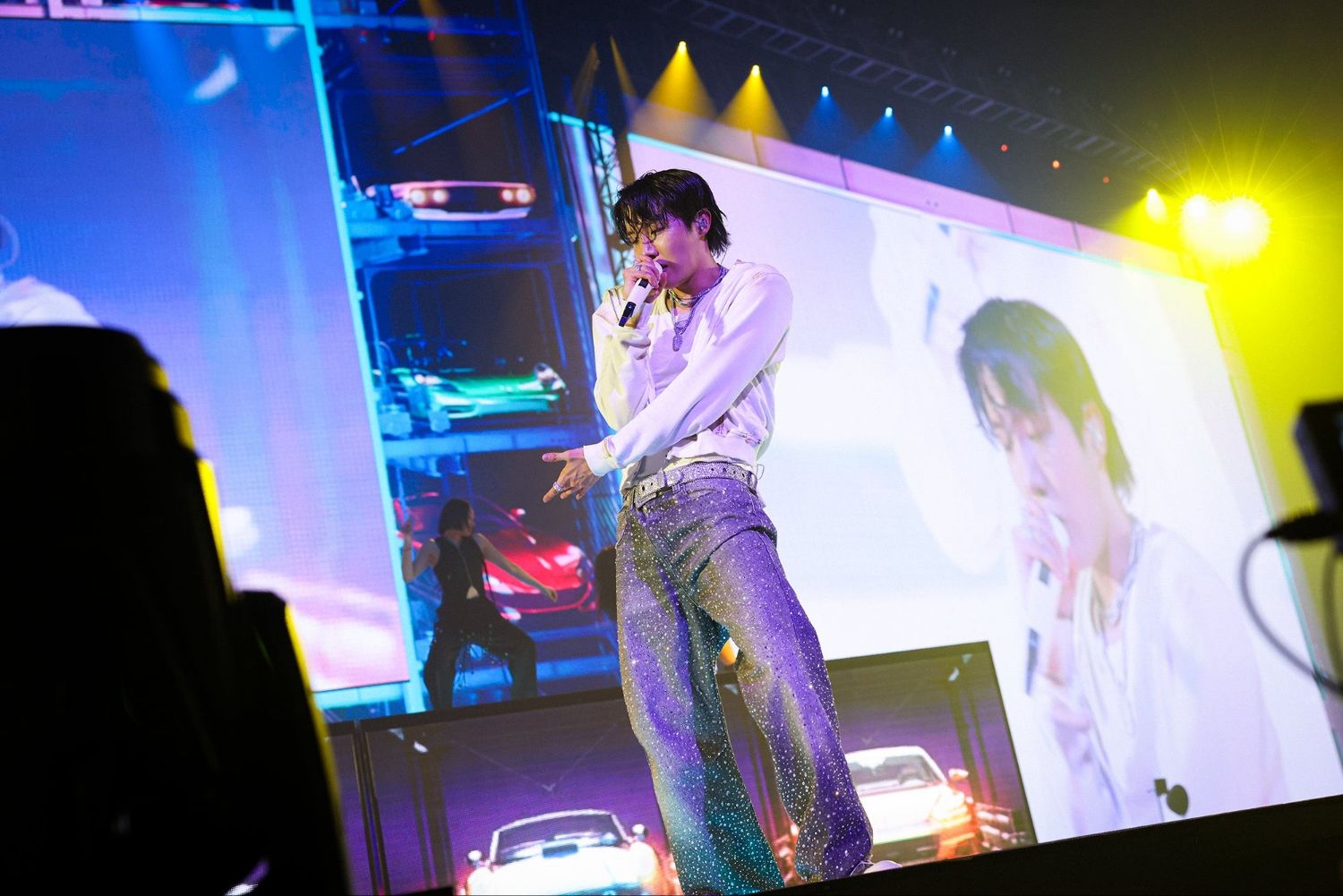 제이홉 (방탄소년단)의 최신 사진