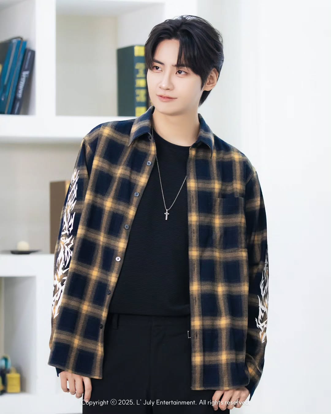 Recent activity shot of Lee Jinhyuk