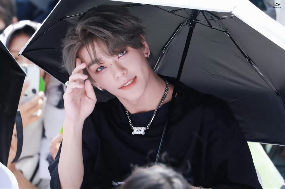 Latest photo of He Xinlong (BOY STORY)