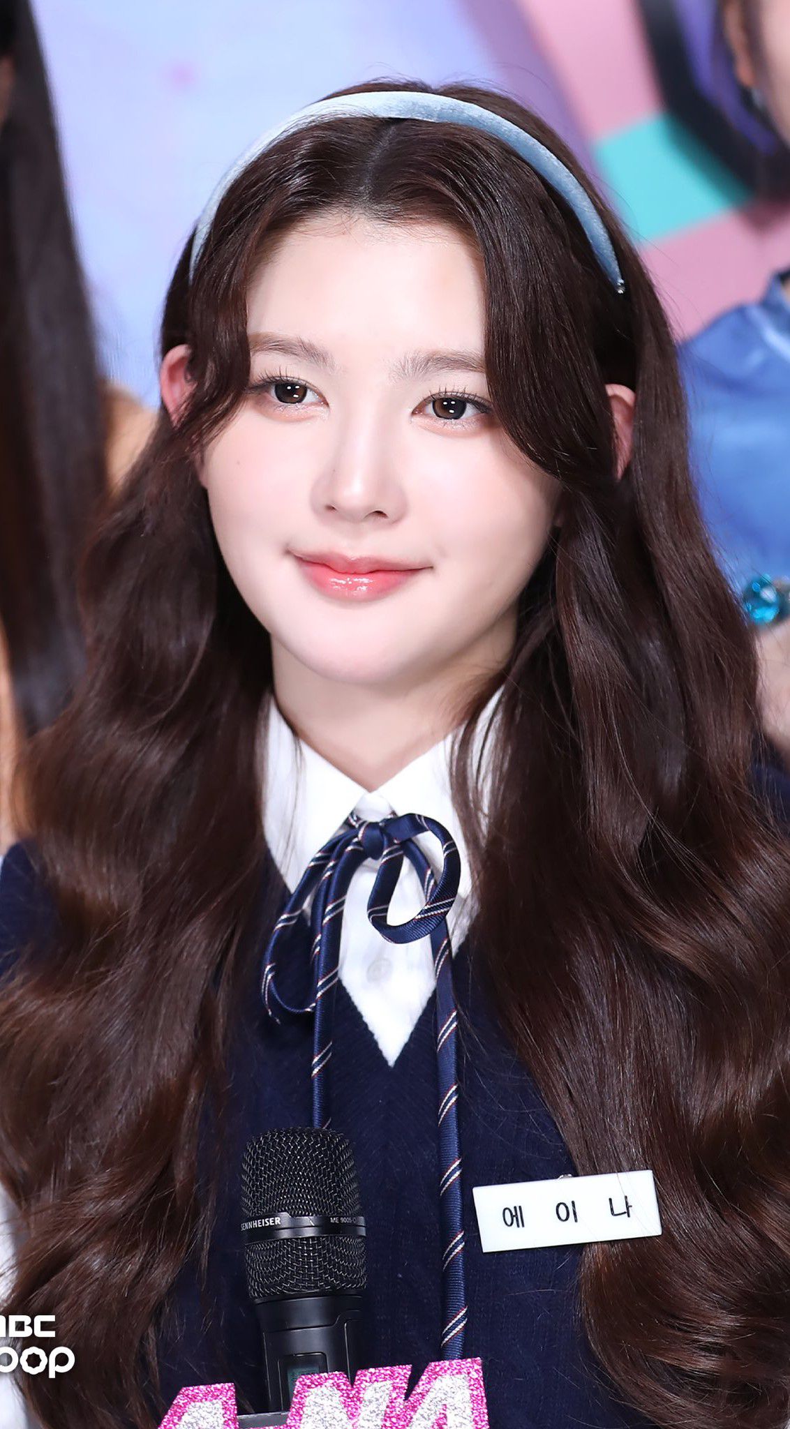Fandom-recommended wallpaper image of A-na (Hearts2Hearts)